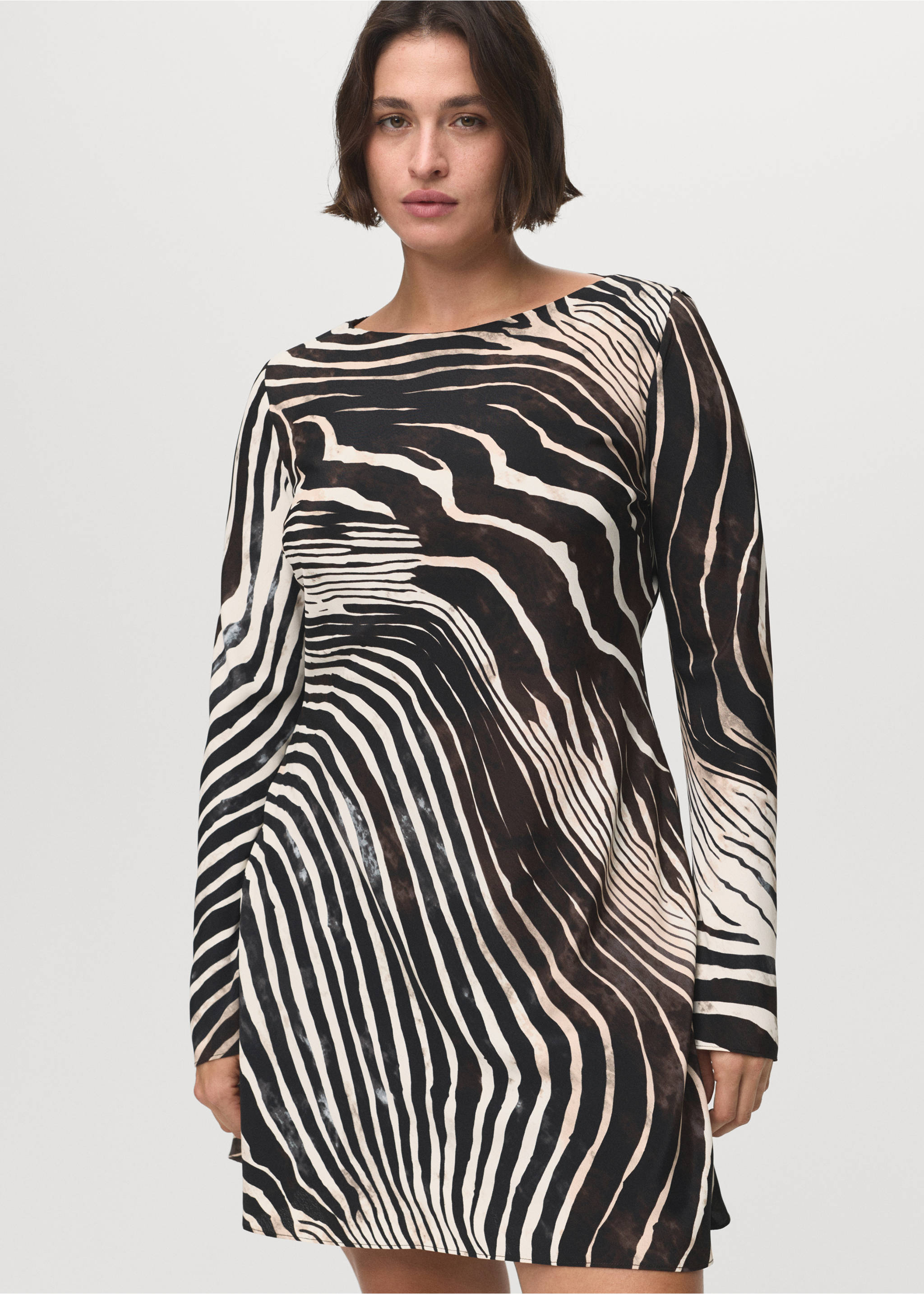 Zebra-print dress with flared sleeves - Details of the article 5, Black. Ref: 17054787-00.