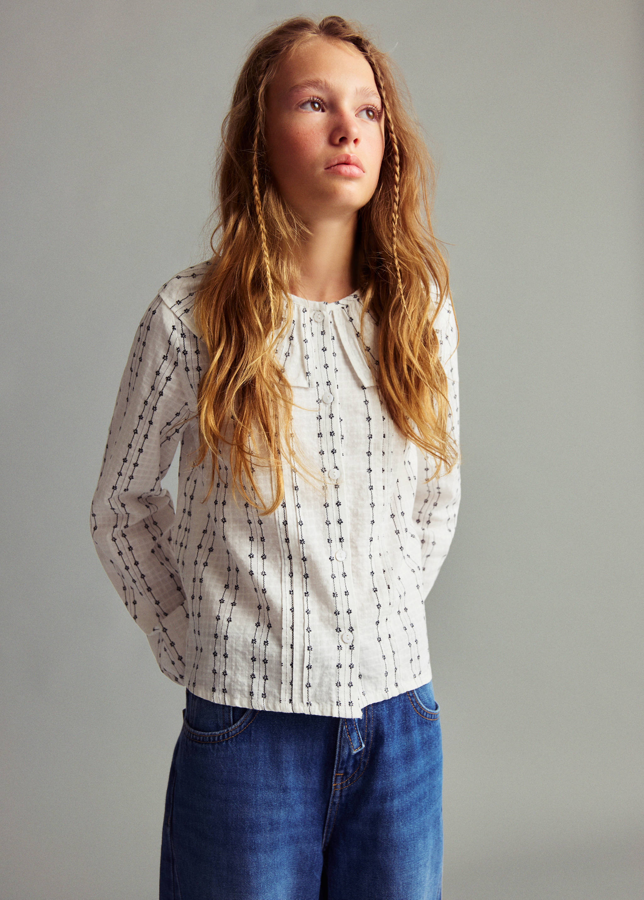 Blus babydollkrage - Bild av mittparti