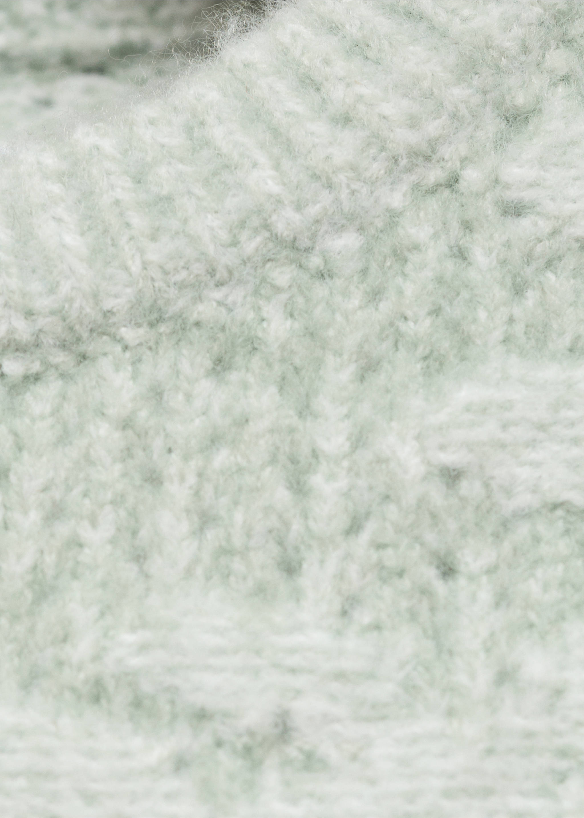 Floral-embroidered waistcoat - Details of the article 8, Pastel Green. Ref: 17055155-00.