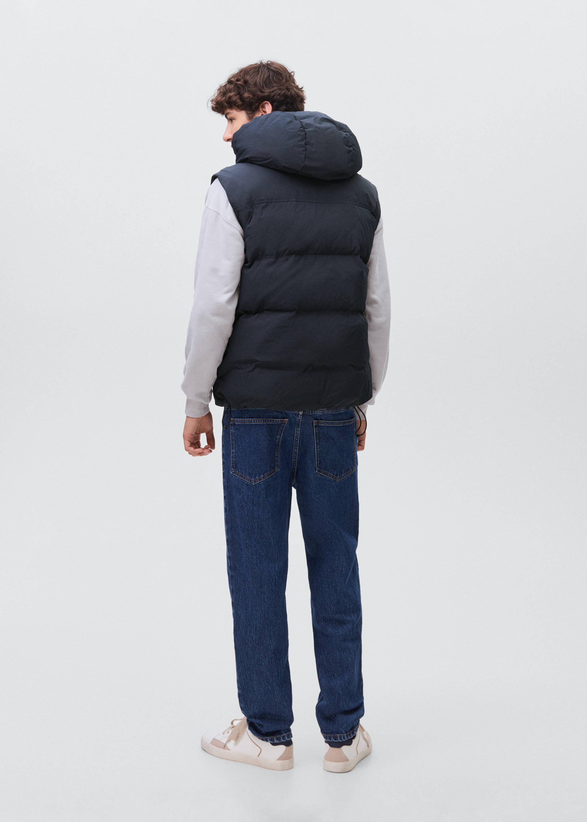 Quilted gilet - Reverse of the article