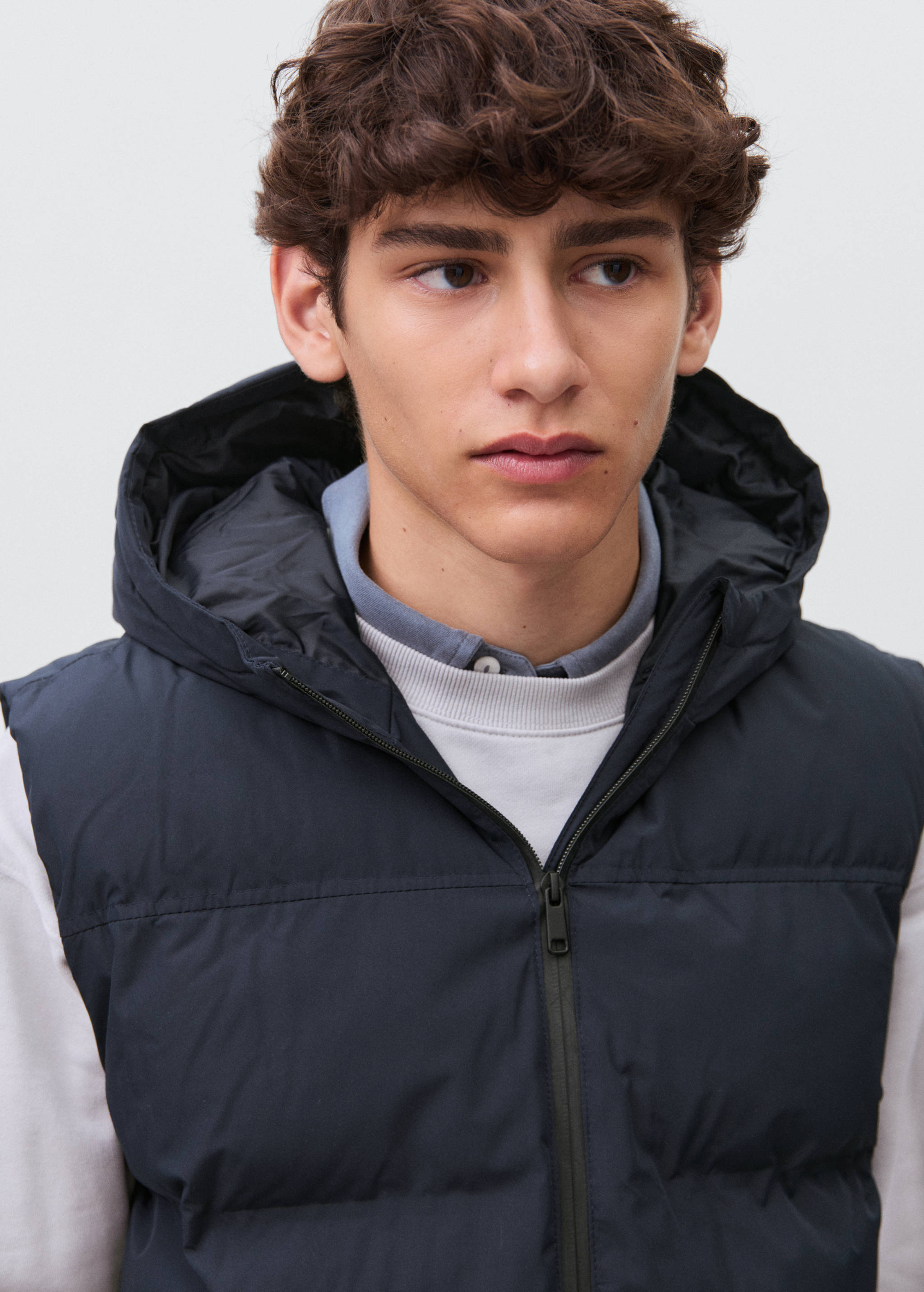 Quilted gilet - Details of the article 1
