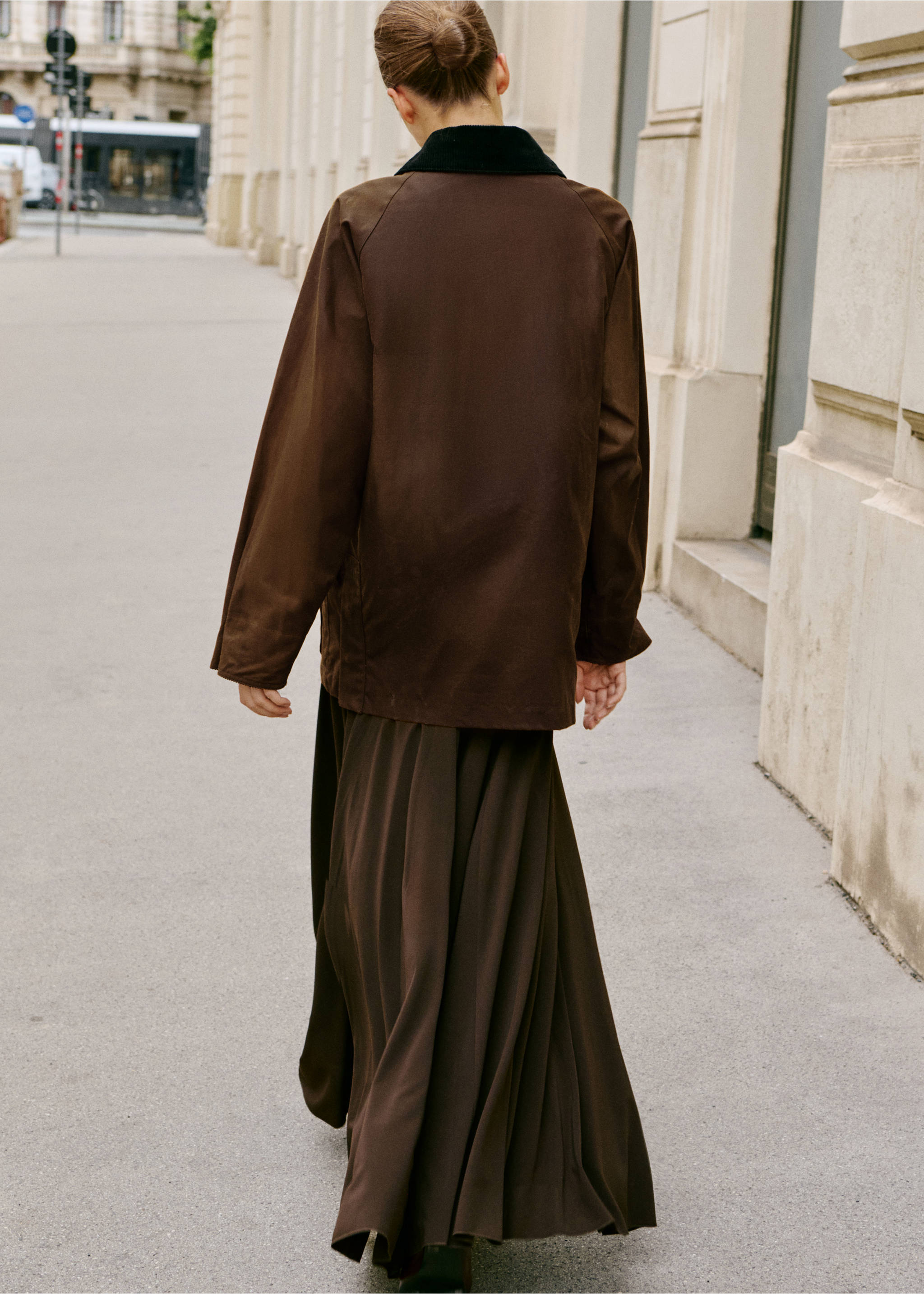 Waxed-effect parka with corduroy collar - Reverse of the article, Tobacco Brown. Ref: 17055790-00.