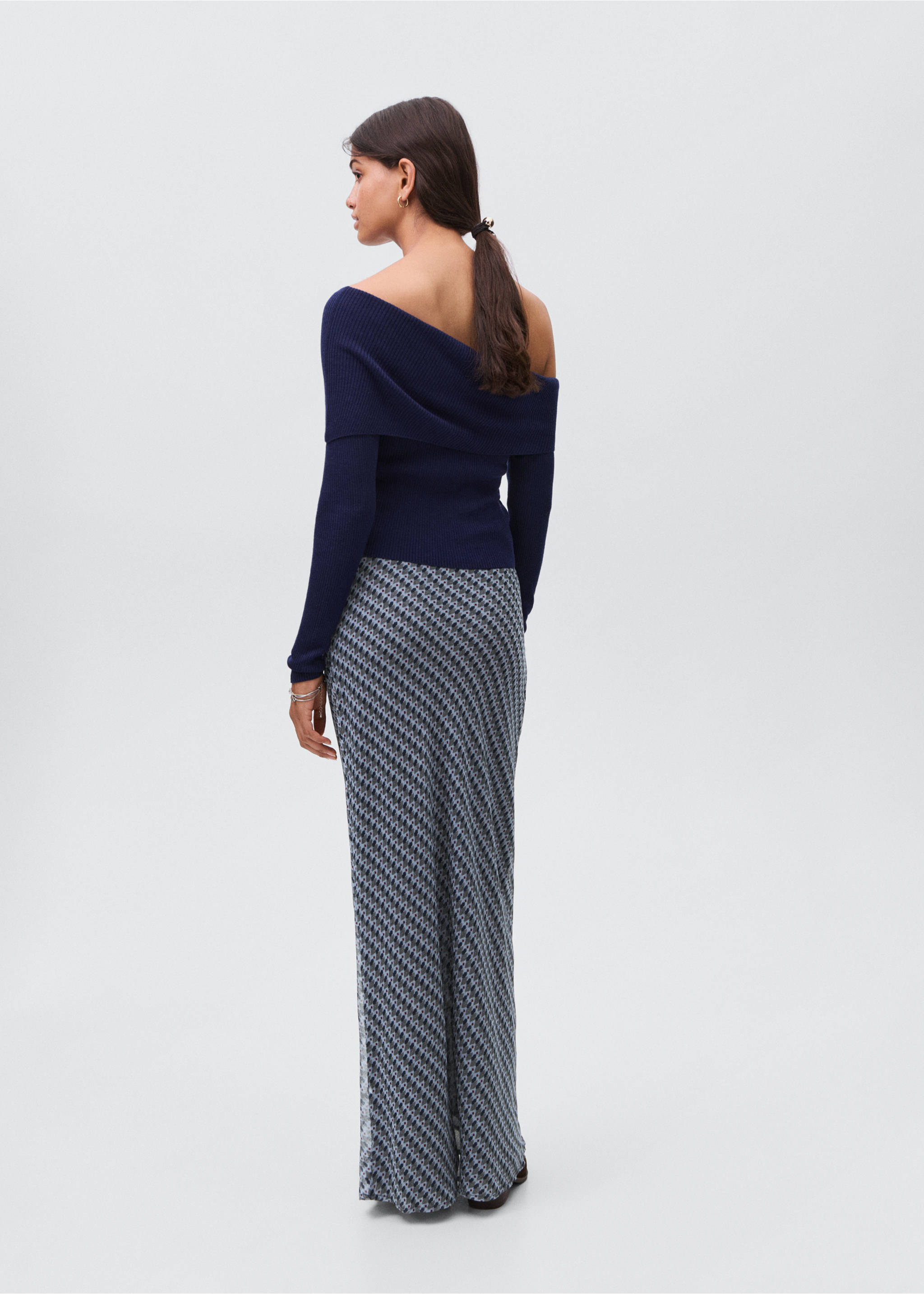 Printed long skirt - Reverse of the article, Charcoal. Ref: 17055791-00.