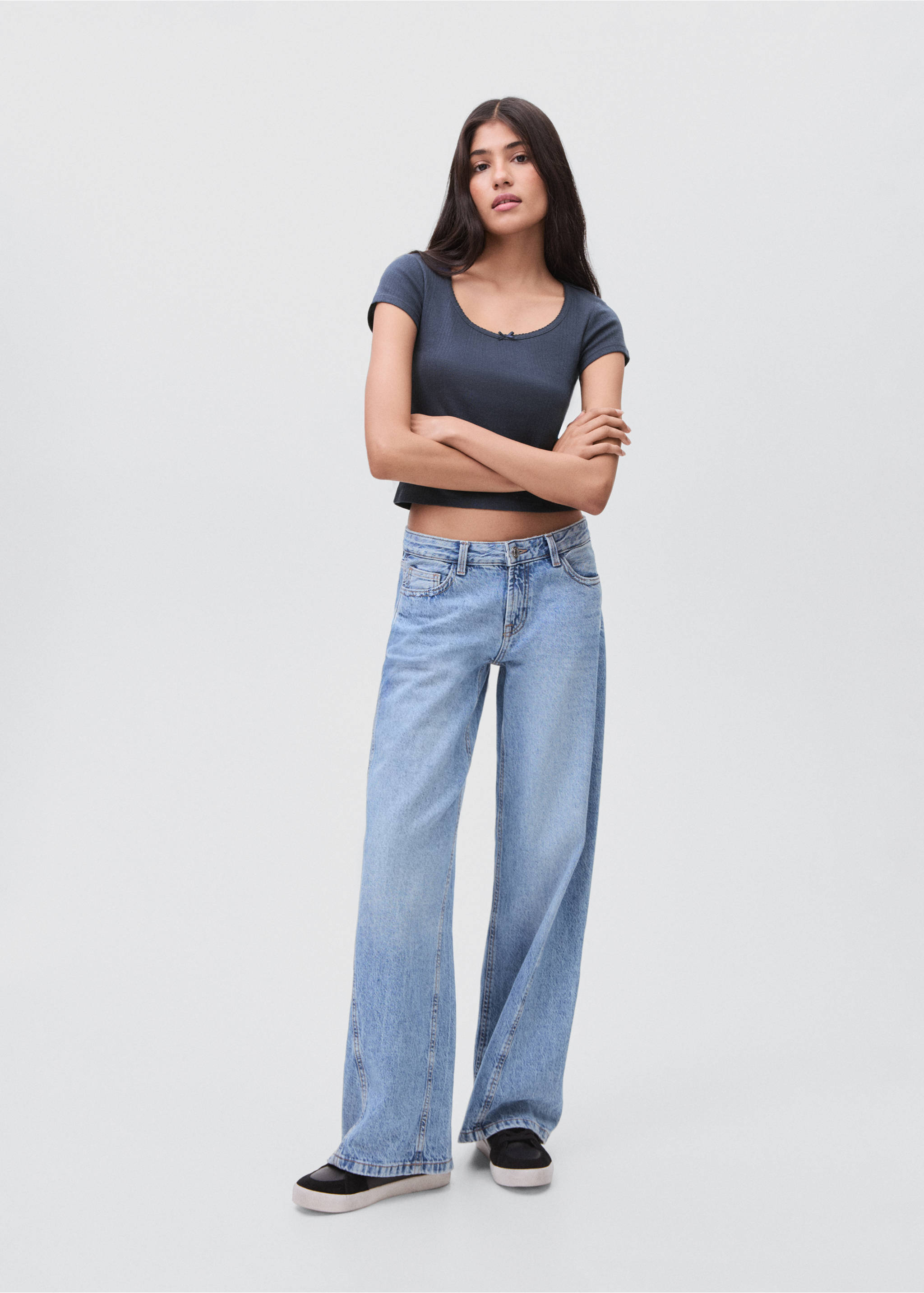 Top-T-Shirt mit Knotendetail - Allgemeine Ansicht, Marineblau. Ref: 17055793-00.