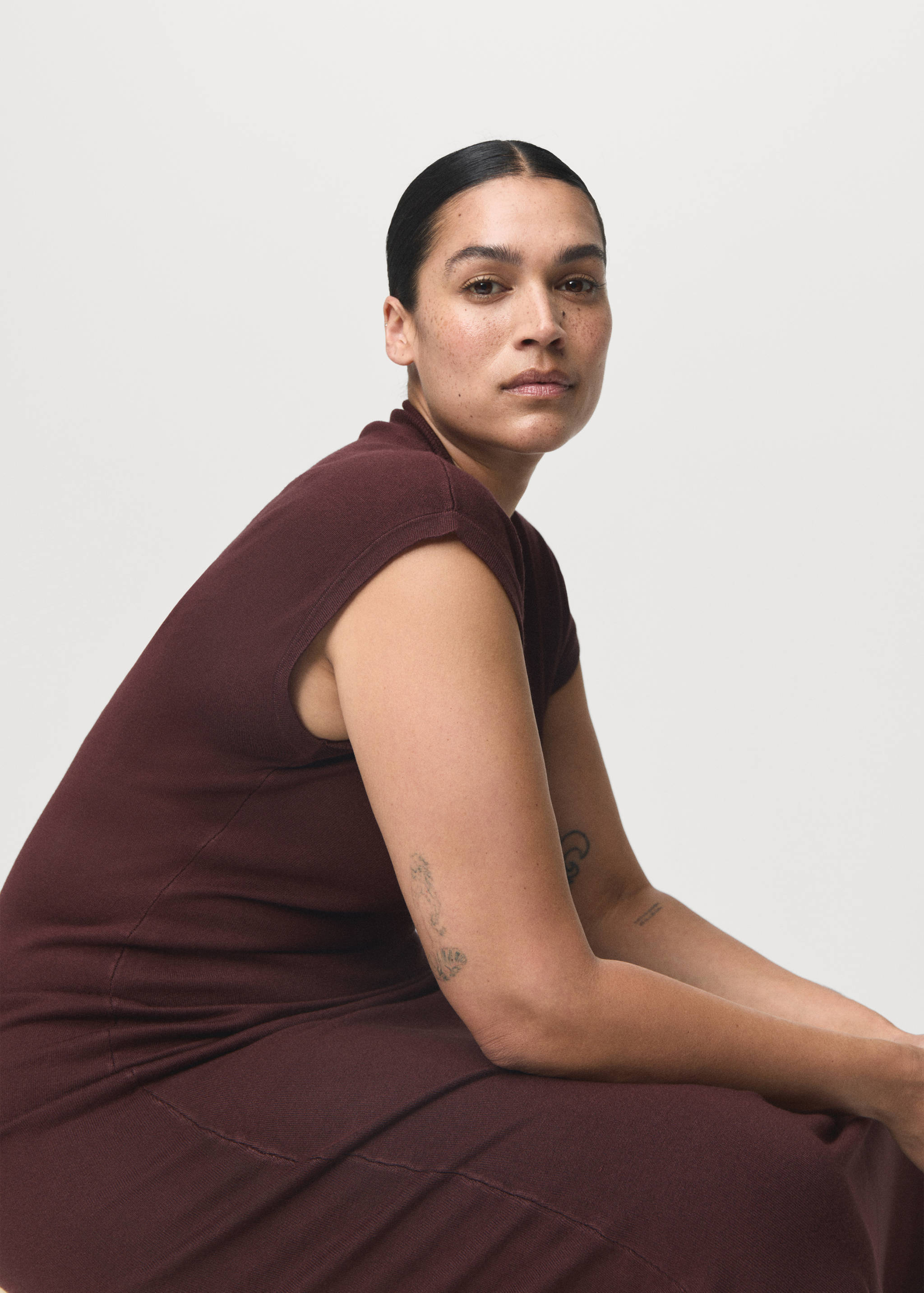 Perkins-neck knitted dress - Details of the article 4