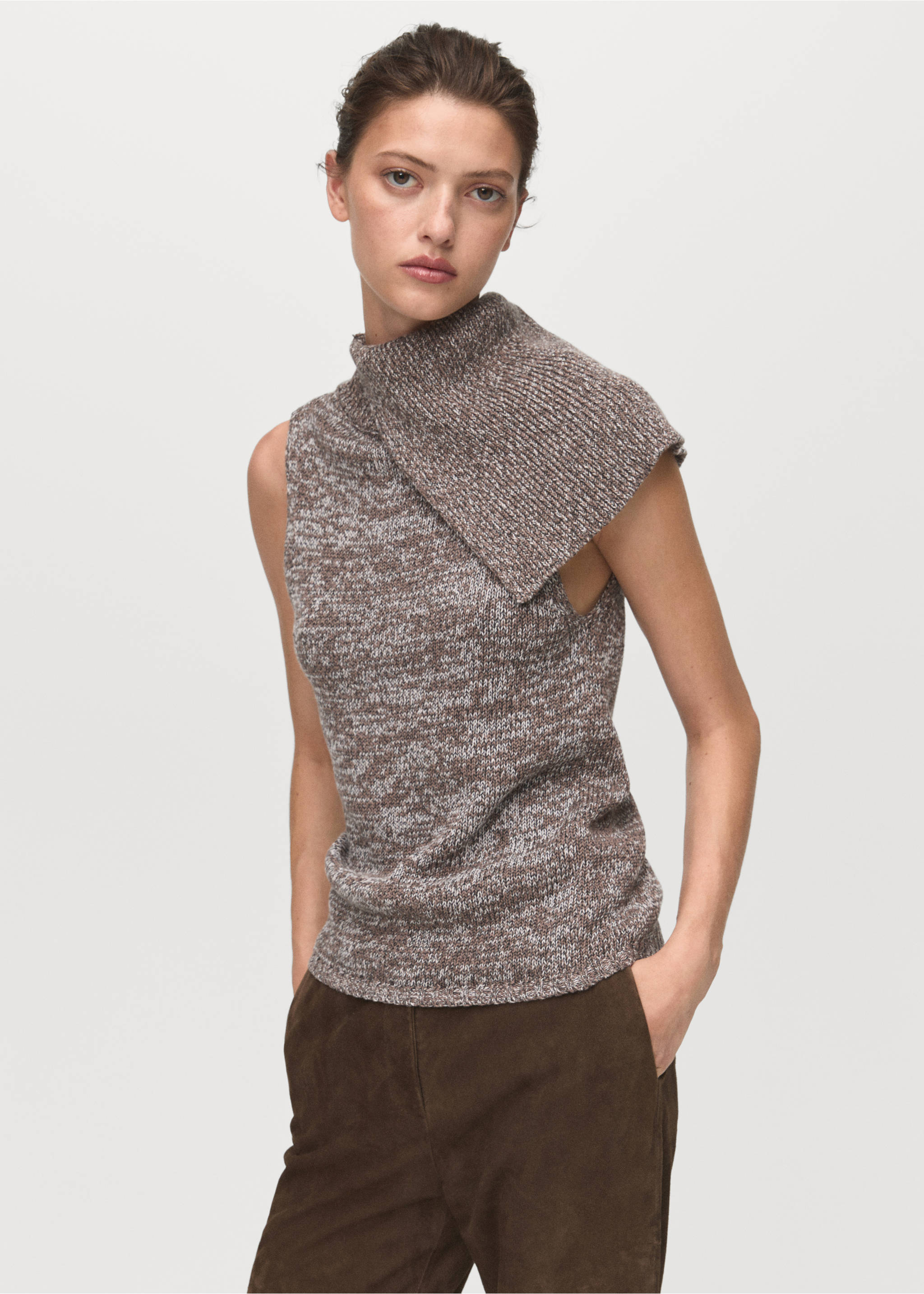 Waistcoat with mottled wrap collar - Medium plane, Light/Pastel Grey. Ref: 17055808-00.