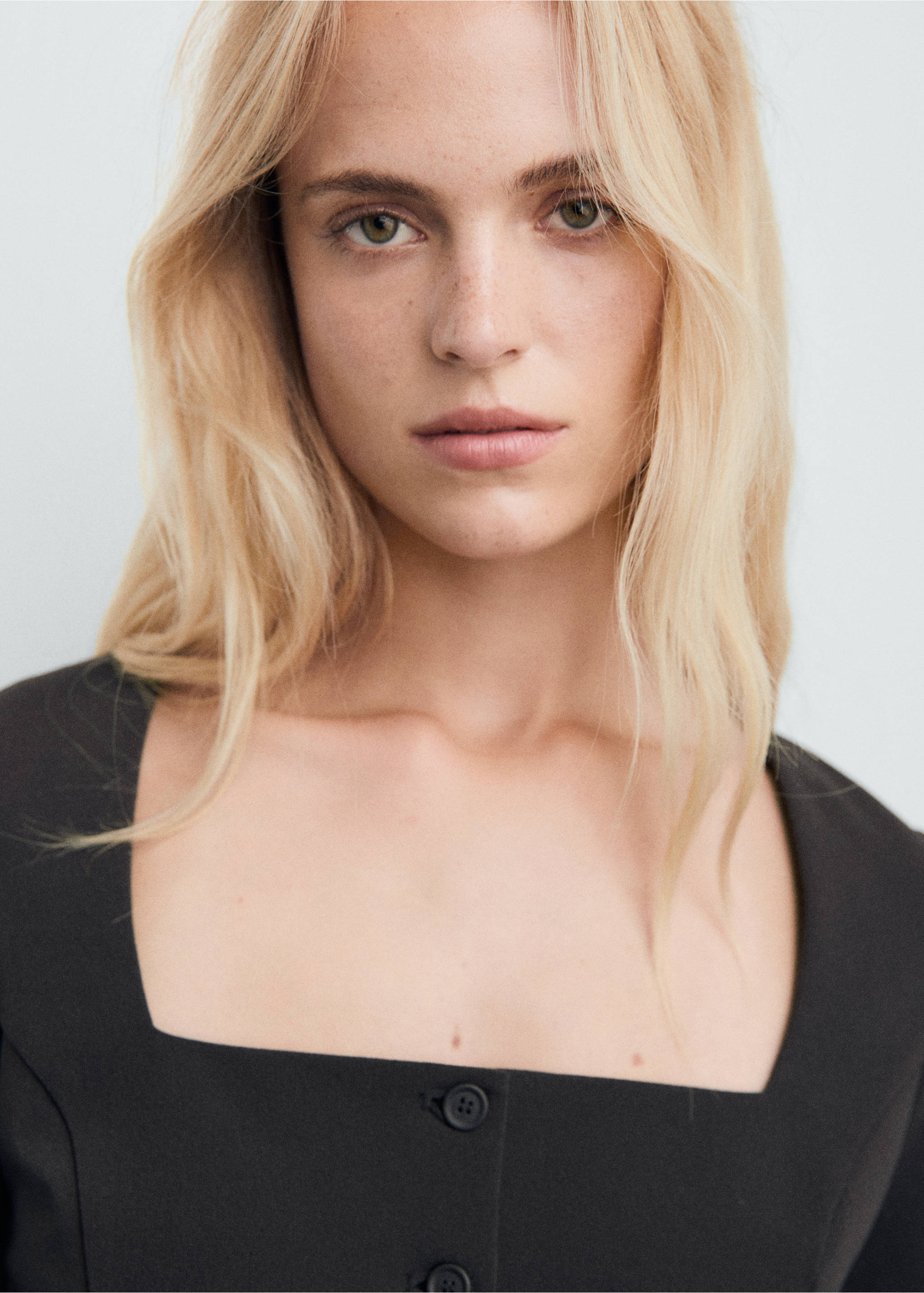 Tailored cropped suit jacket - Details of the article 1, Grey. Ref: 17055827-00.