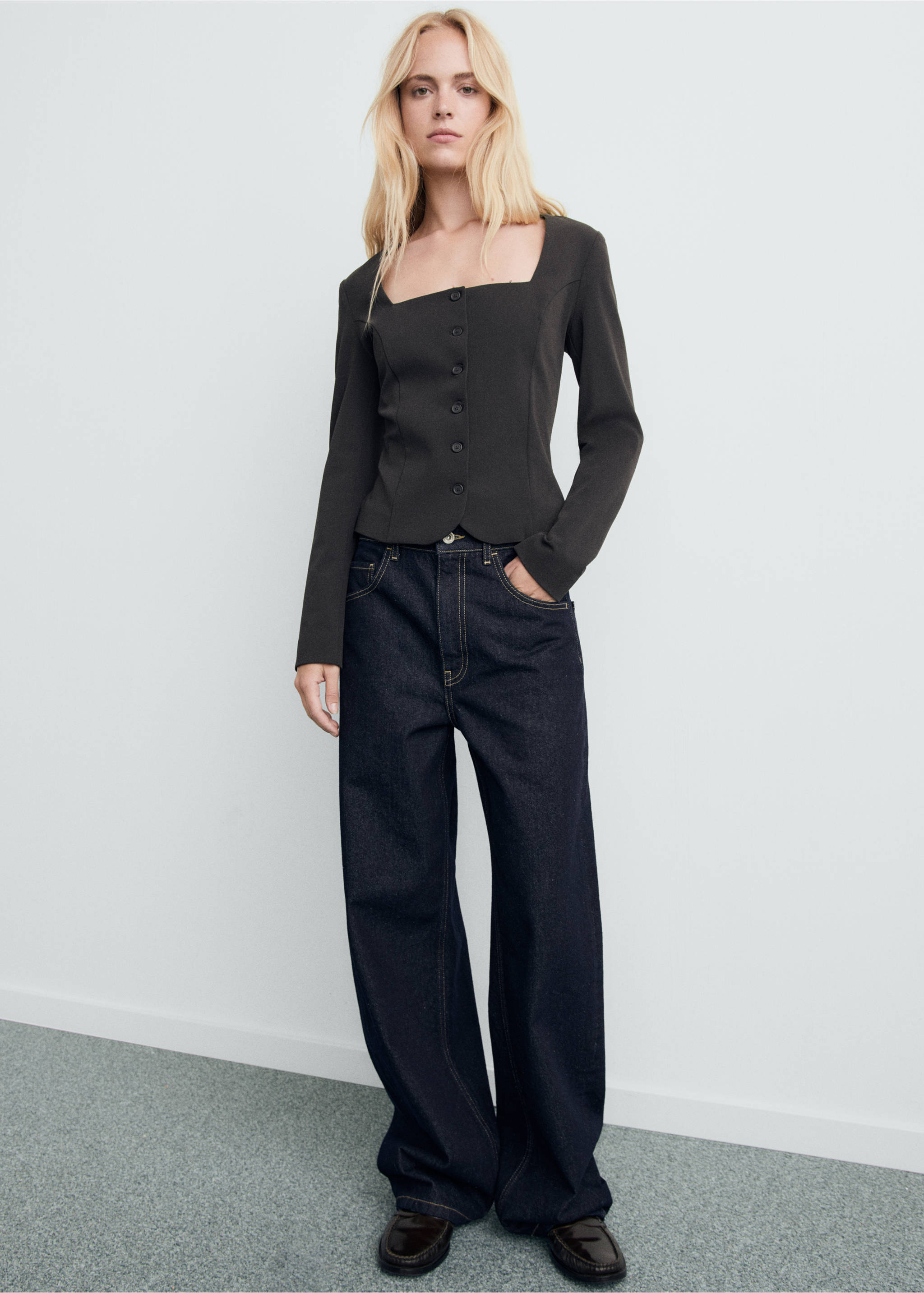 Tailored cropped suit jacket - Details of the article 2, Grey. Ref: 17055827-00.
