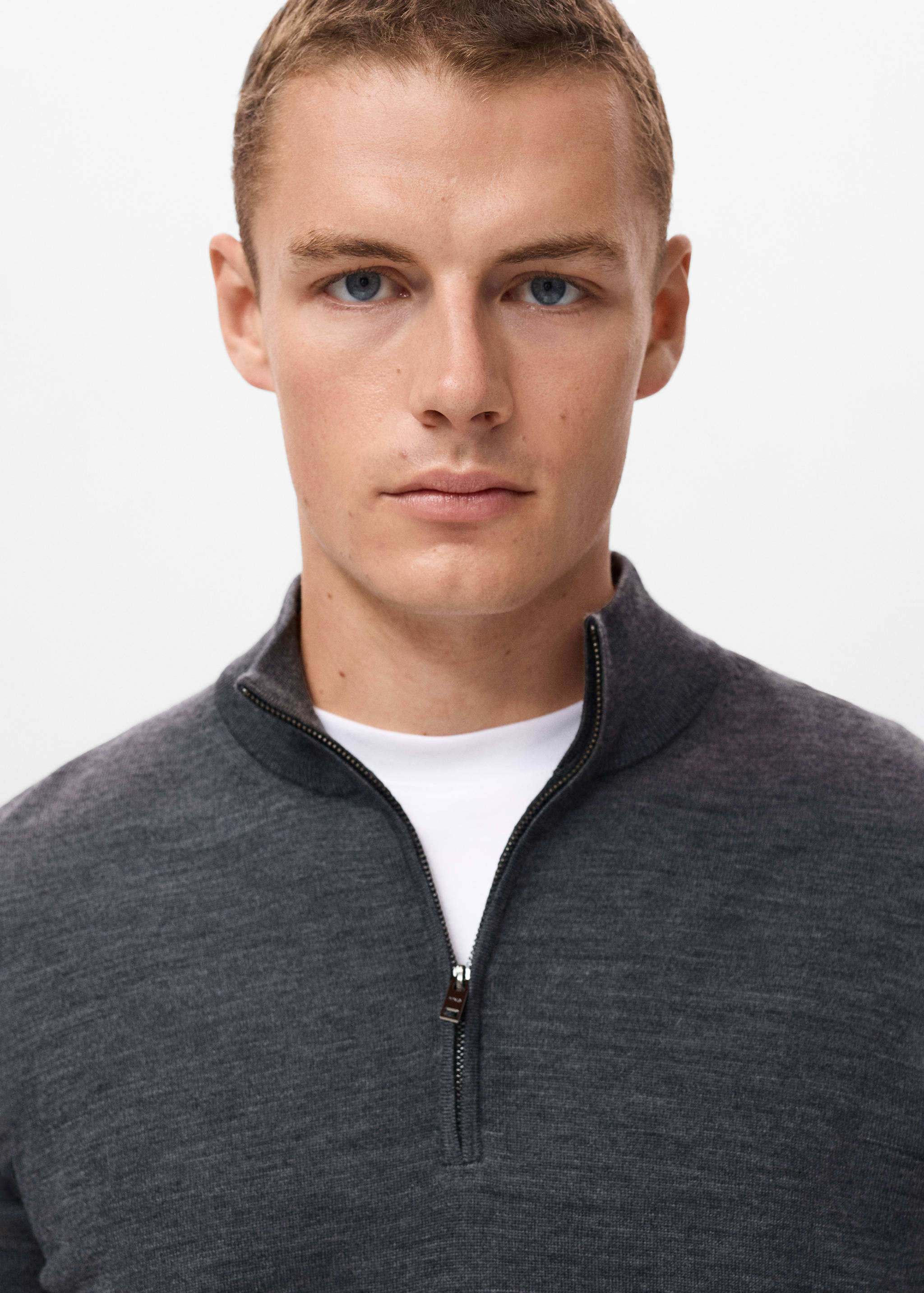 Perkins-Kragen-Jersey aus 100% Merinowolle - Detail des Artikels 1