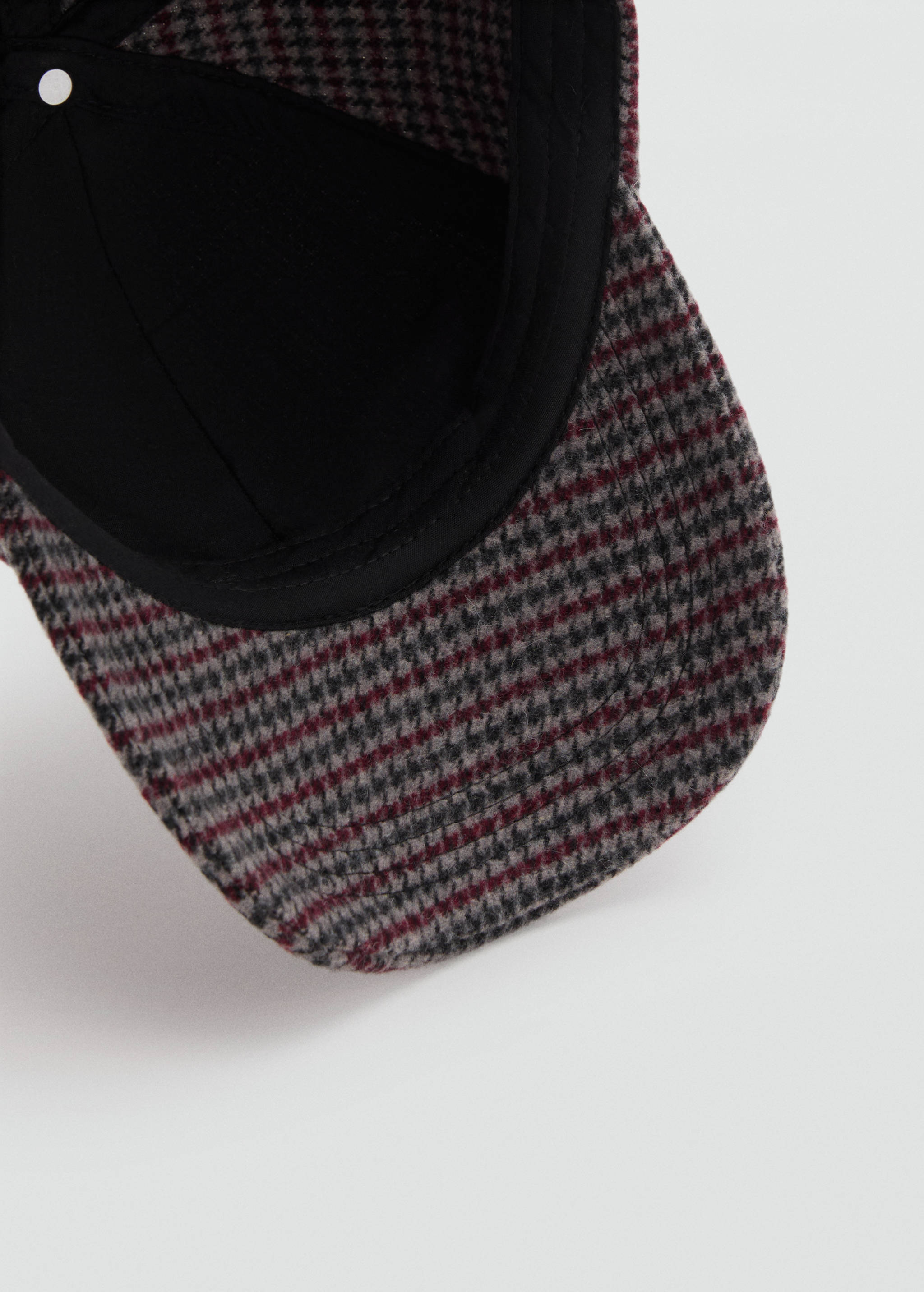 Tweed baker cap - Details of the article 2