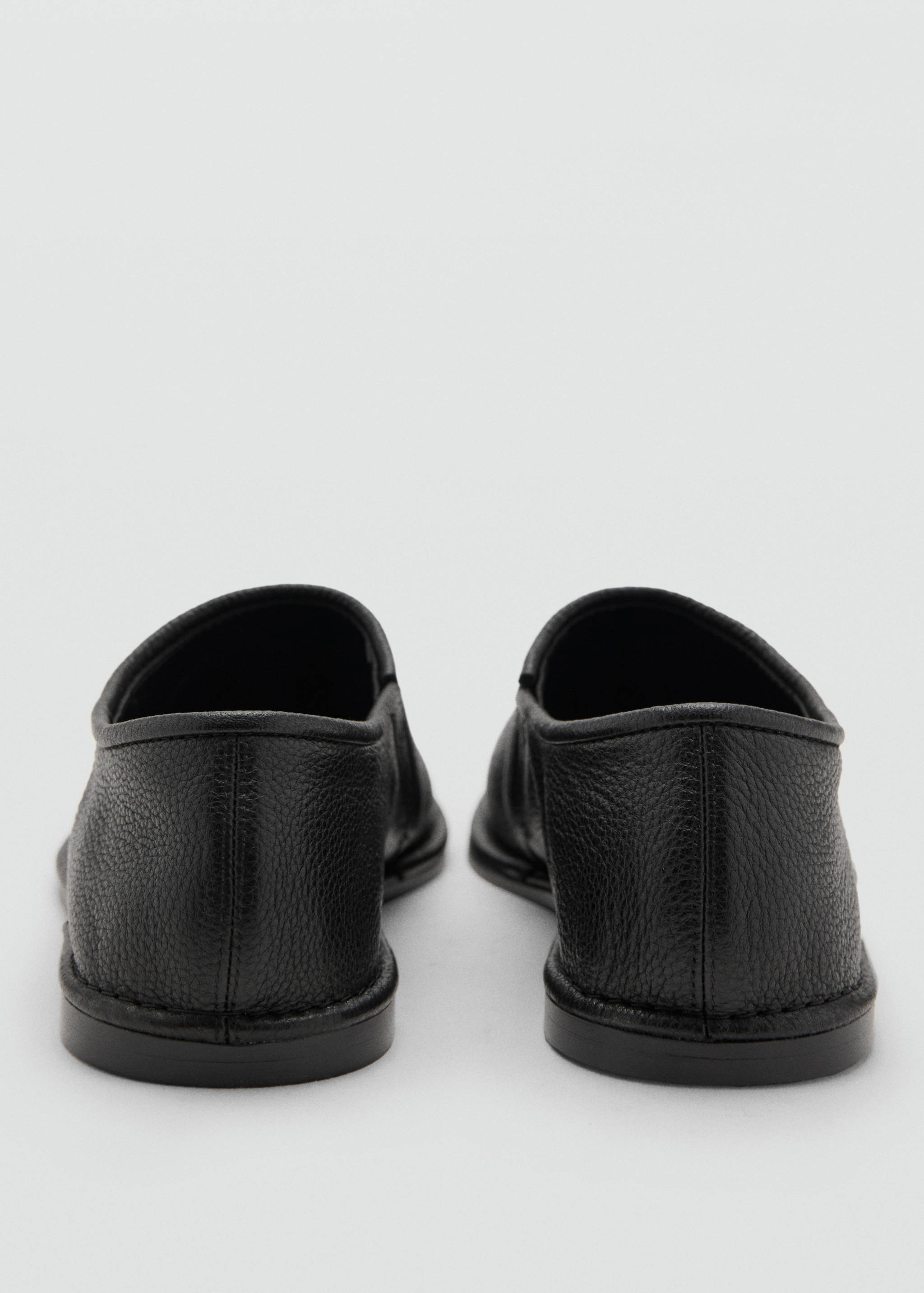 Leather flat shoes - Details of the article 1
