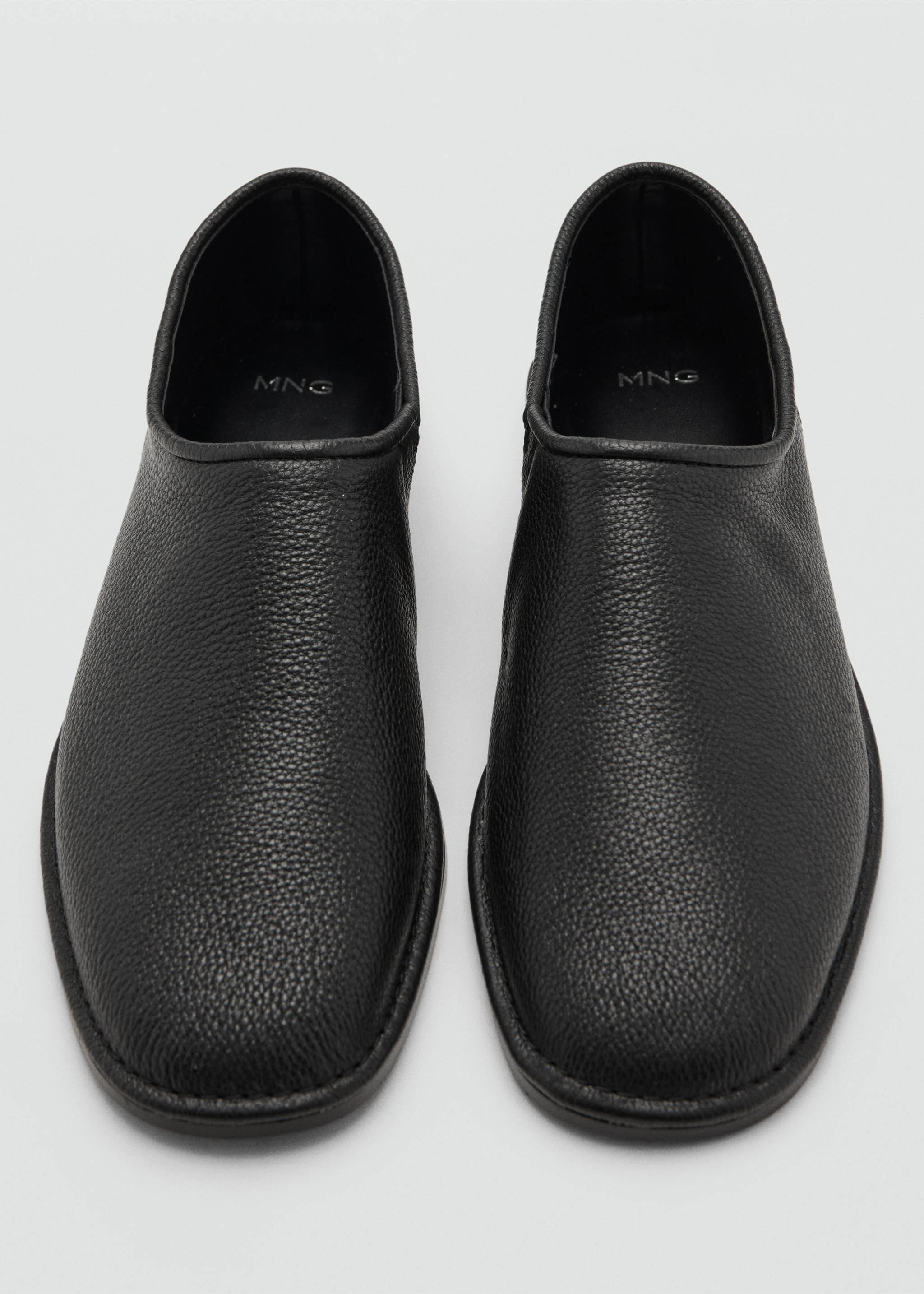 Leather flat shoes - Details of the article 3, Black. Ref: 17055997-00.