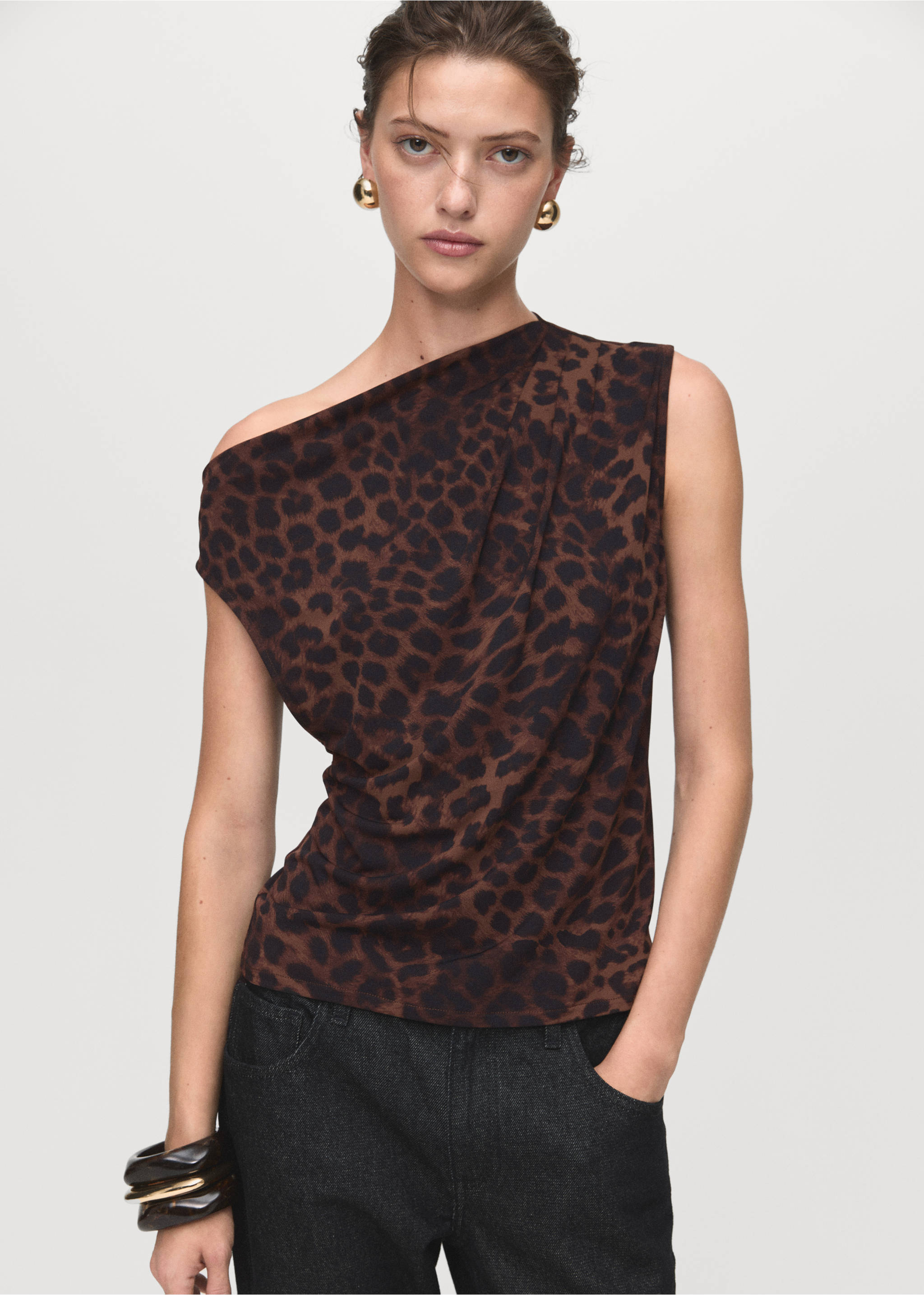 Leopard-print top with asymmetrical collar - Medium plane, Brown. Ref: 17056003-00.