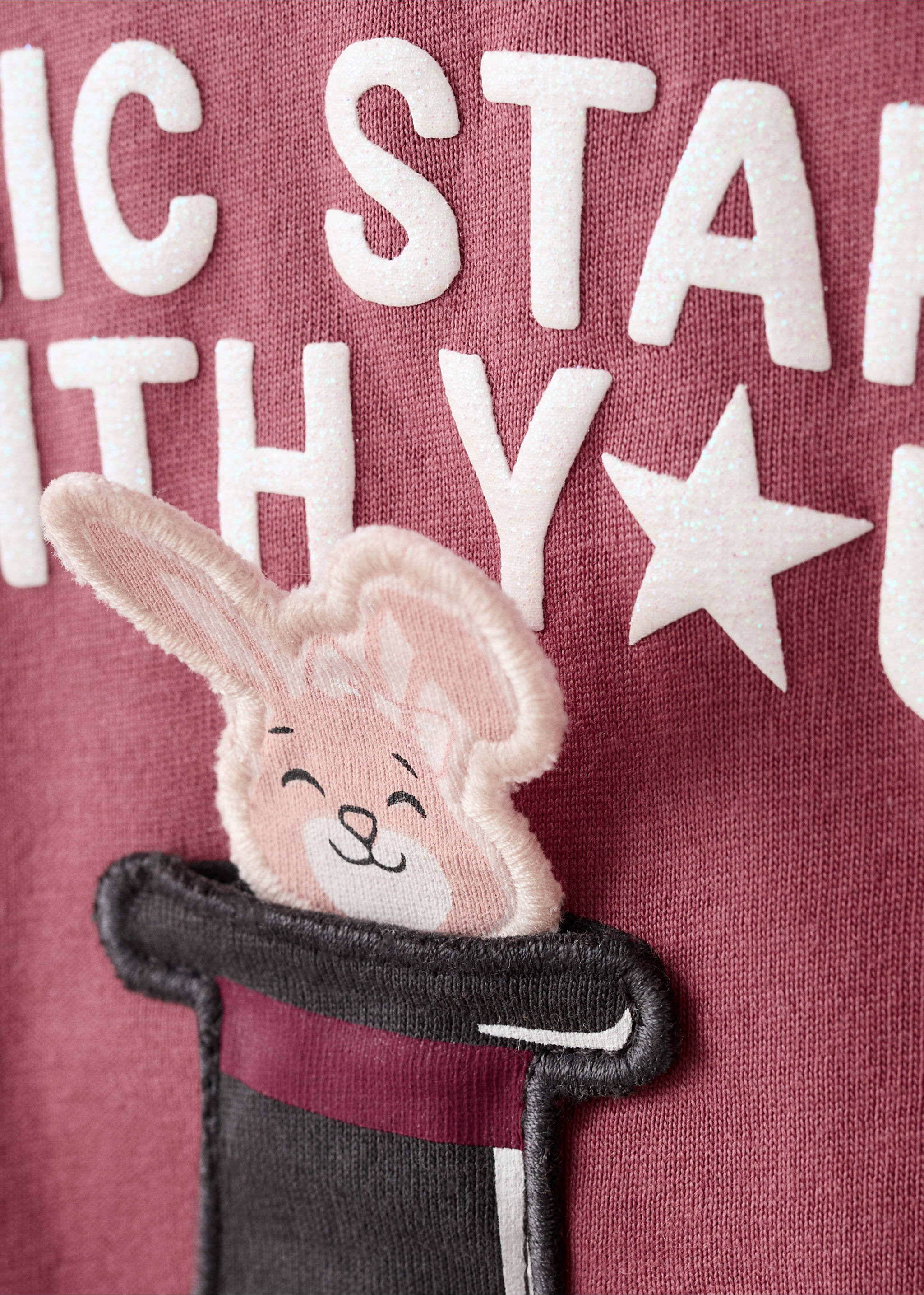 Textured embroidered t-shirt - Details of the article 8, Strawberry. Ref: 17056336-00.