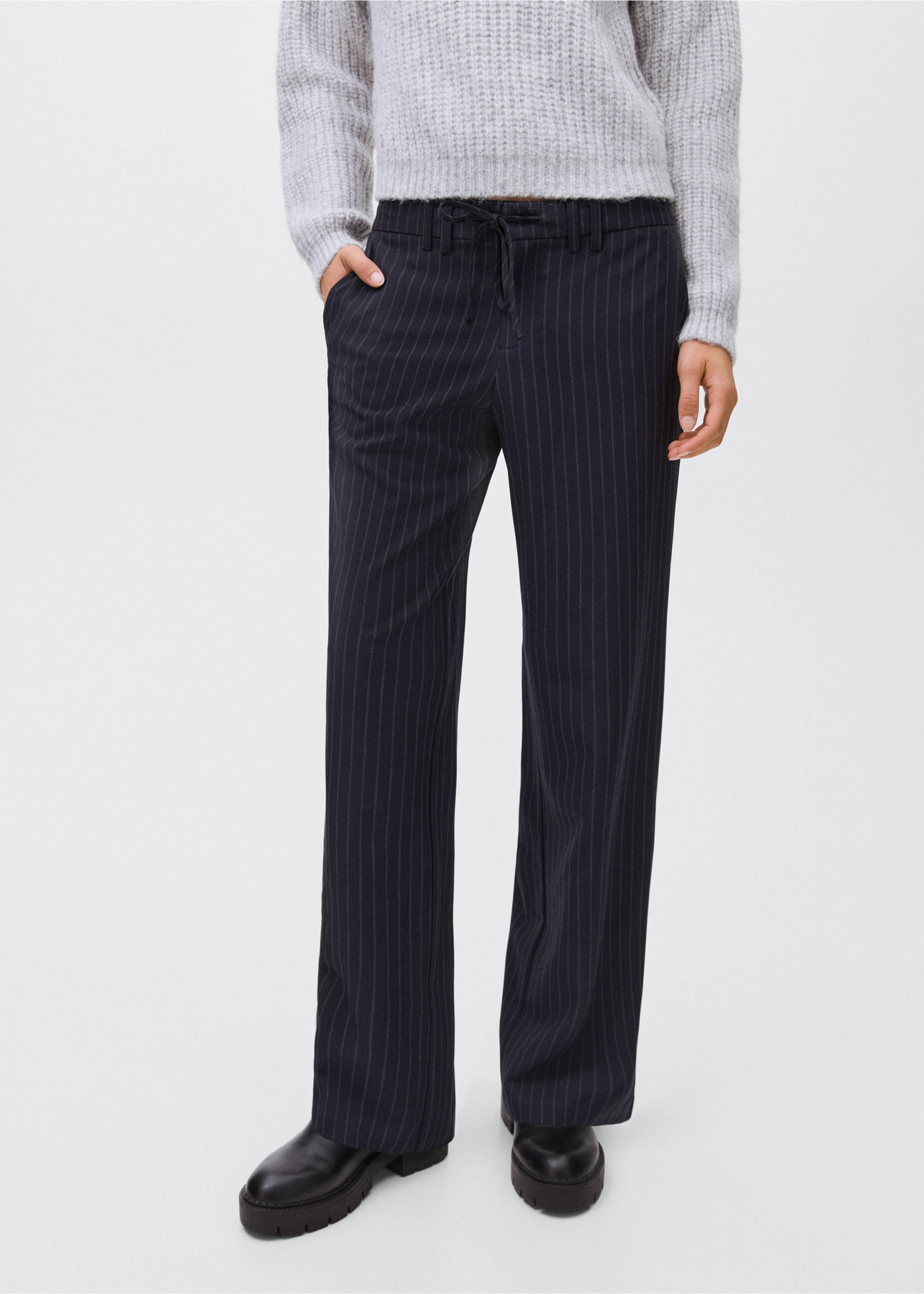Pantalon rayé de costume - Plan moyen, Bleu marine. Ref: 17056337-00.