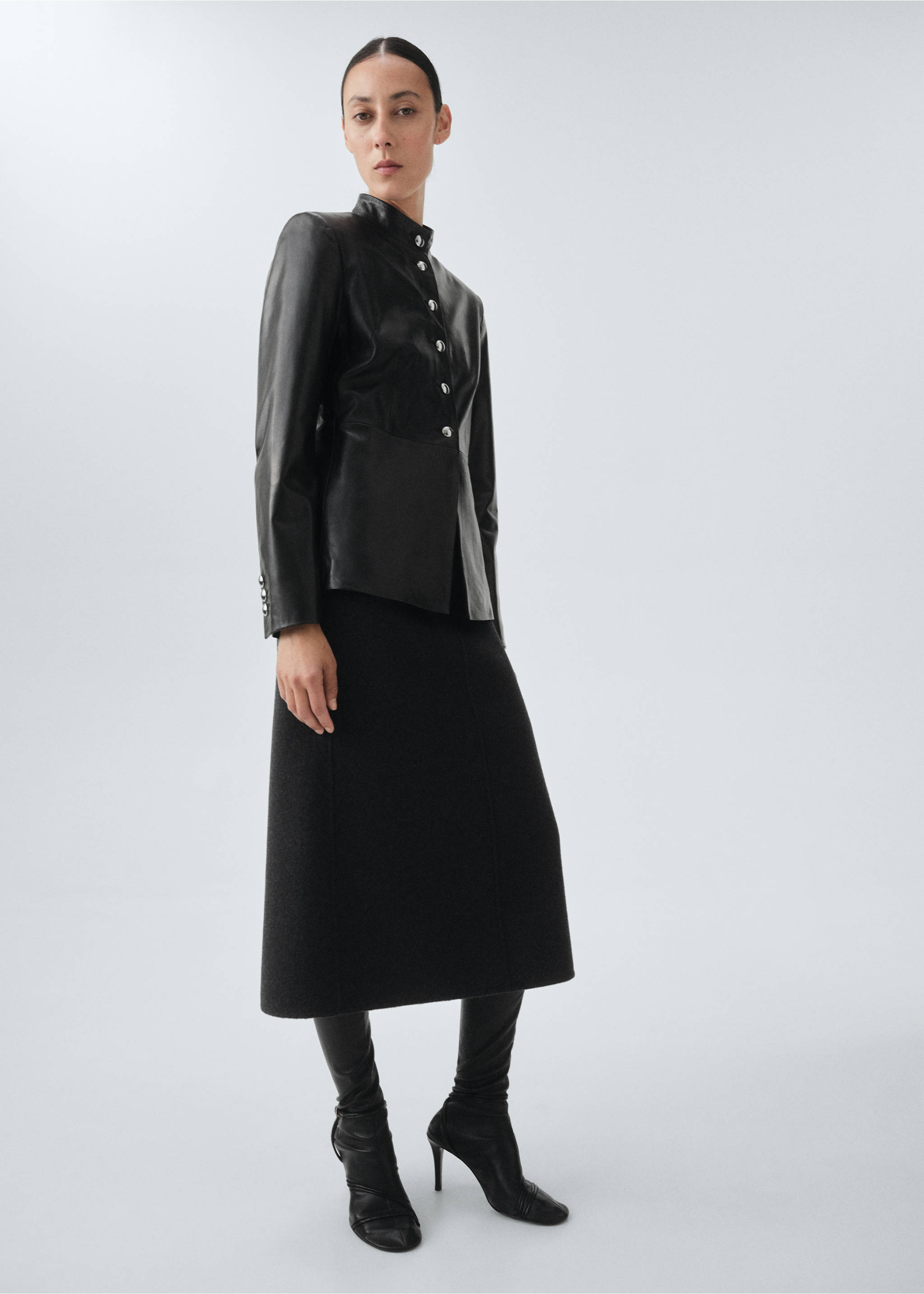 Jaqueta 100% pell botons - Detall de l'article 2, Negre. Ref: 17056344-00.