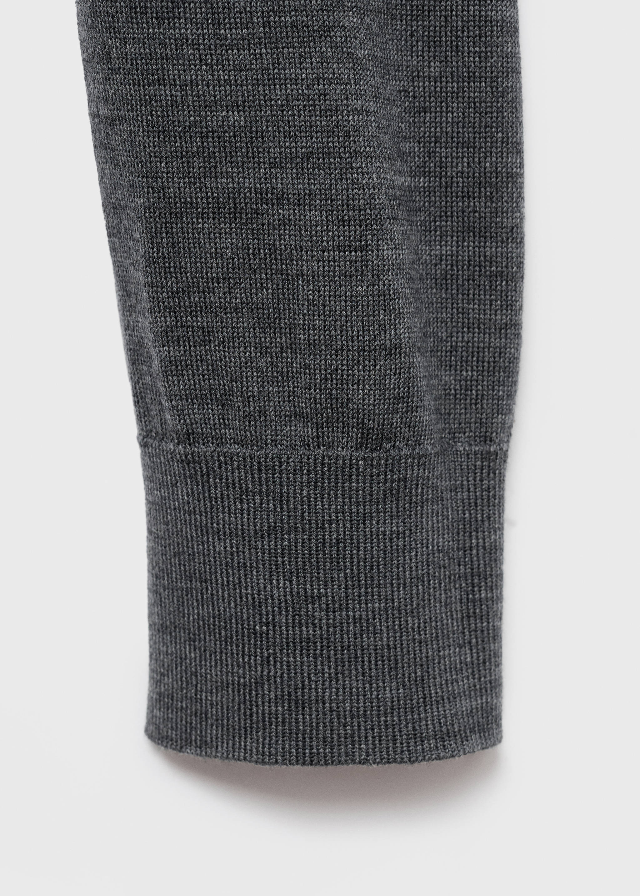 100% merino wool cardigan - Details of the article 0