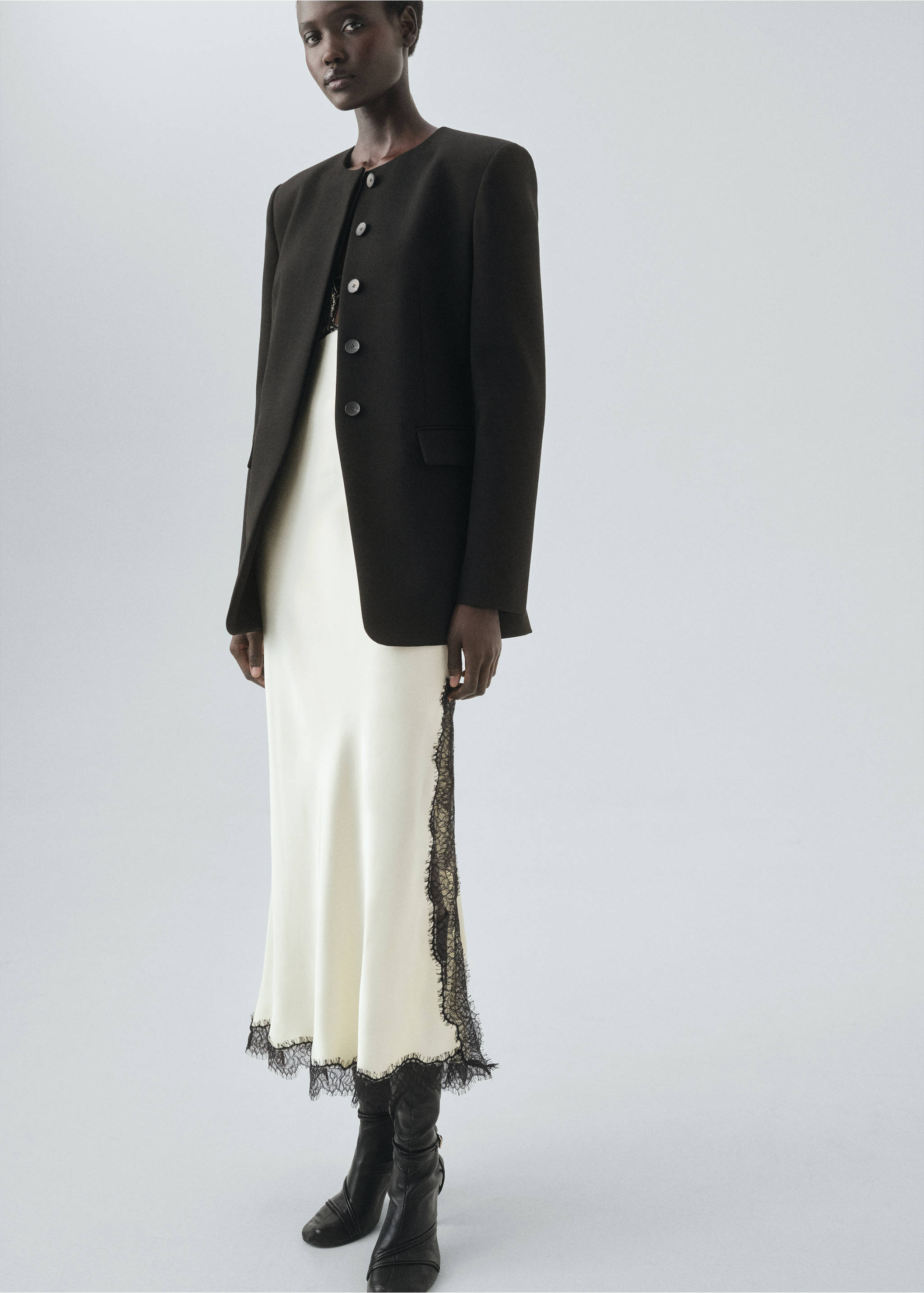 Tailored suit jacket - Details of the article 1, Black. Ref: 17056360-00.