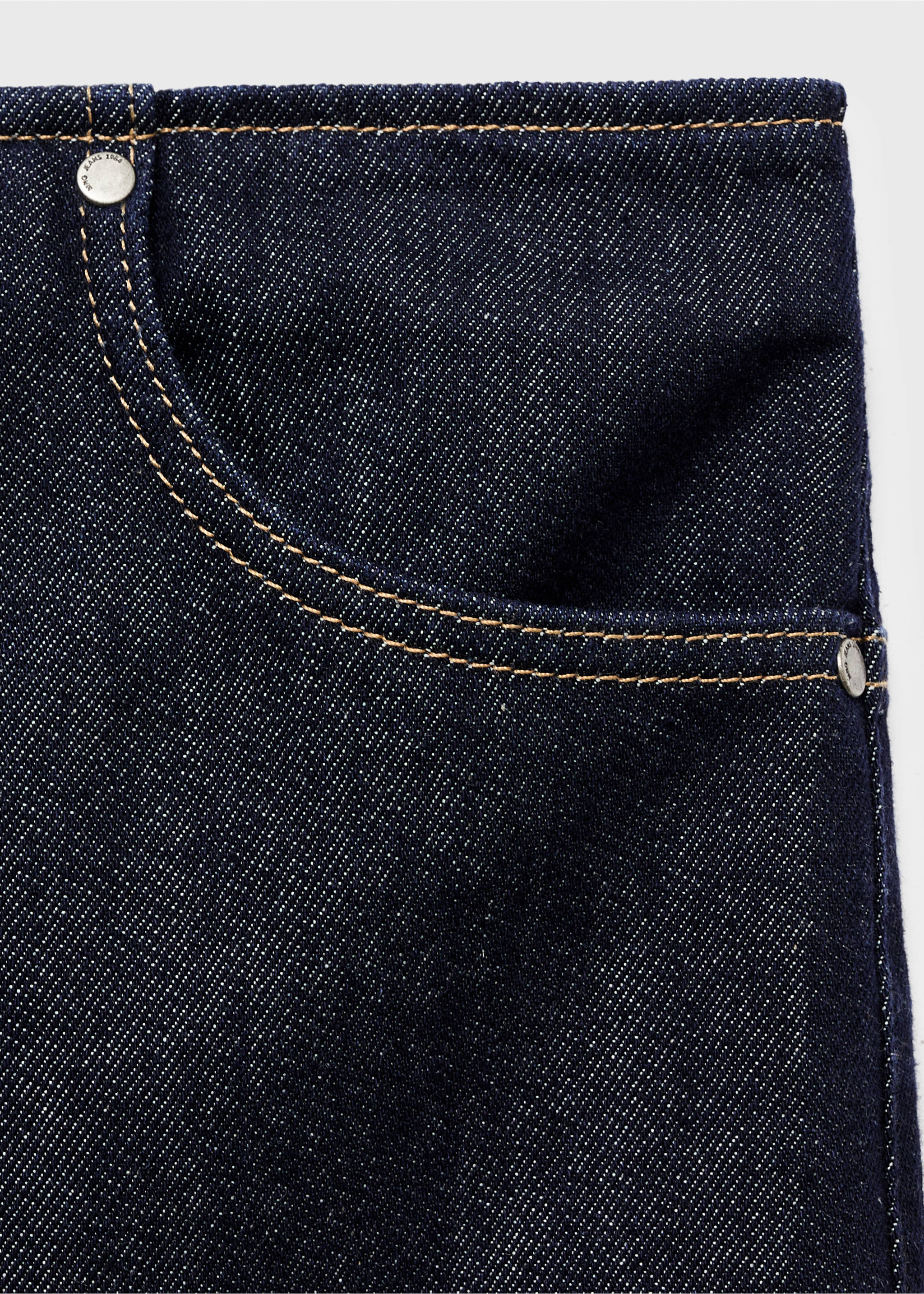 Midi denim skirt - Details of the article 8, Open Blue. Ref: 17056744-00.