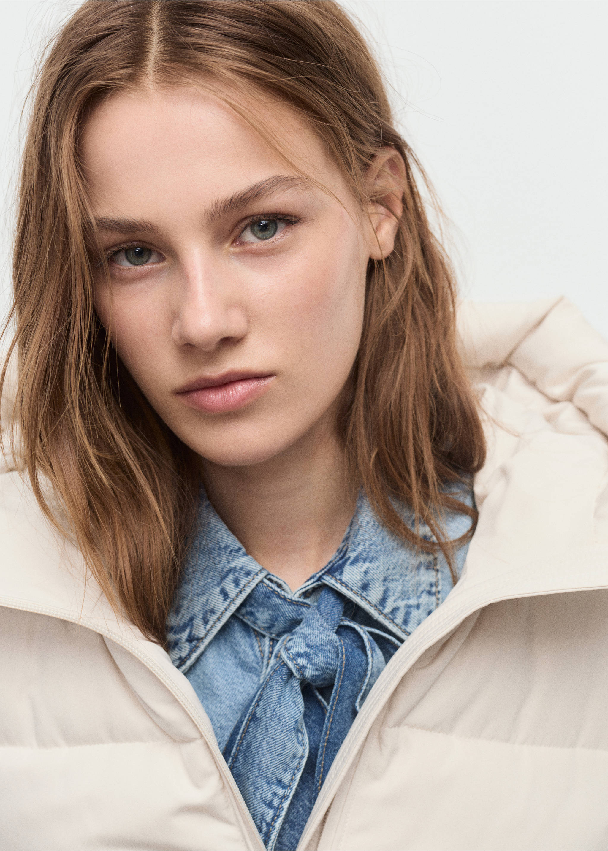 Long padded anorak with hood - Details of the article 1, Off White. Ref: 17057131-00.
