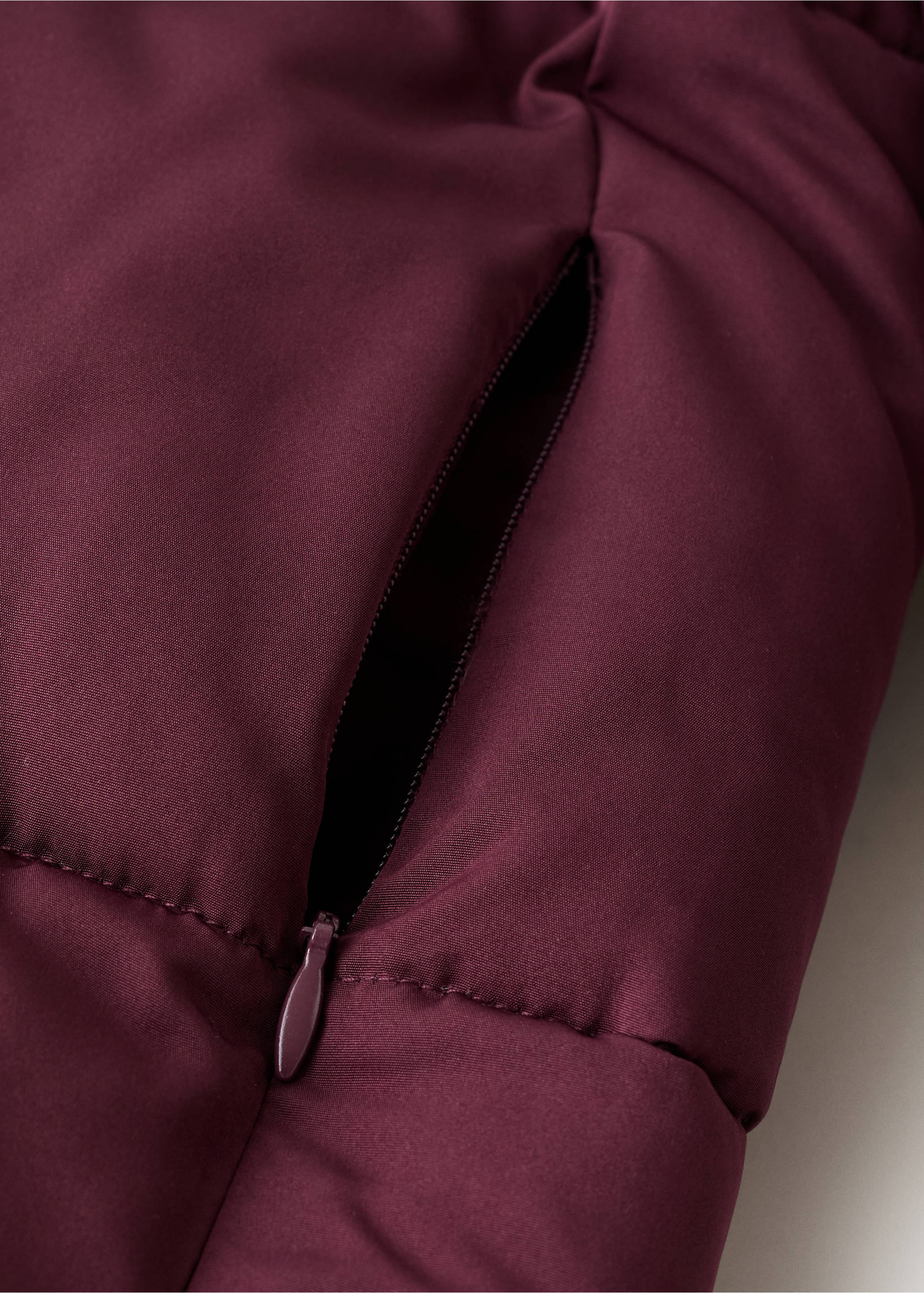 Long padded anorak with hood - Details of the article 8, Maroon. Ref: 17057131-00.