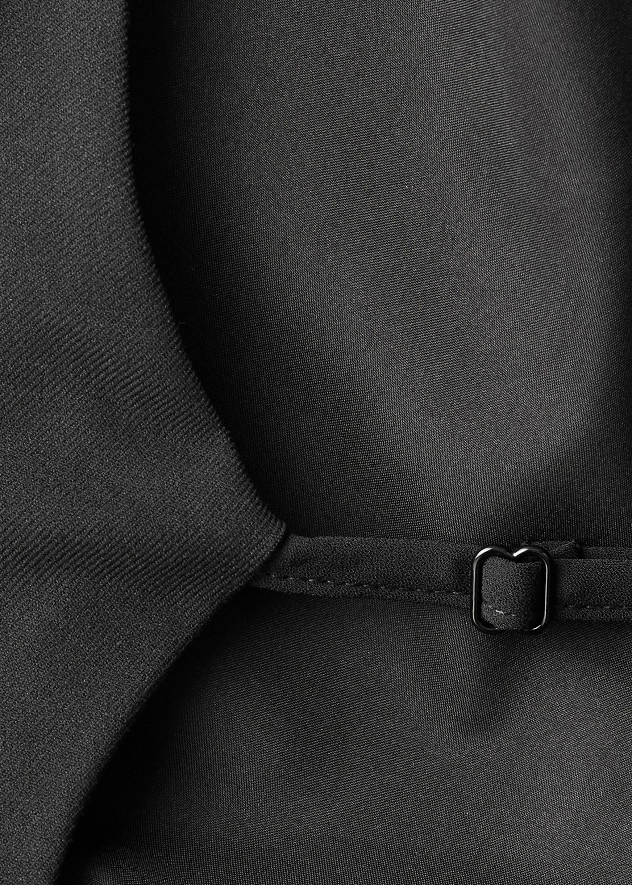 Šaty s nabíráním a výstřihem halter - Detail zboží 8
