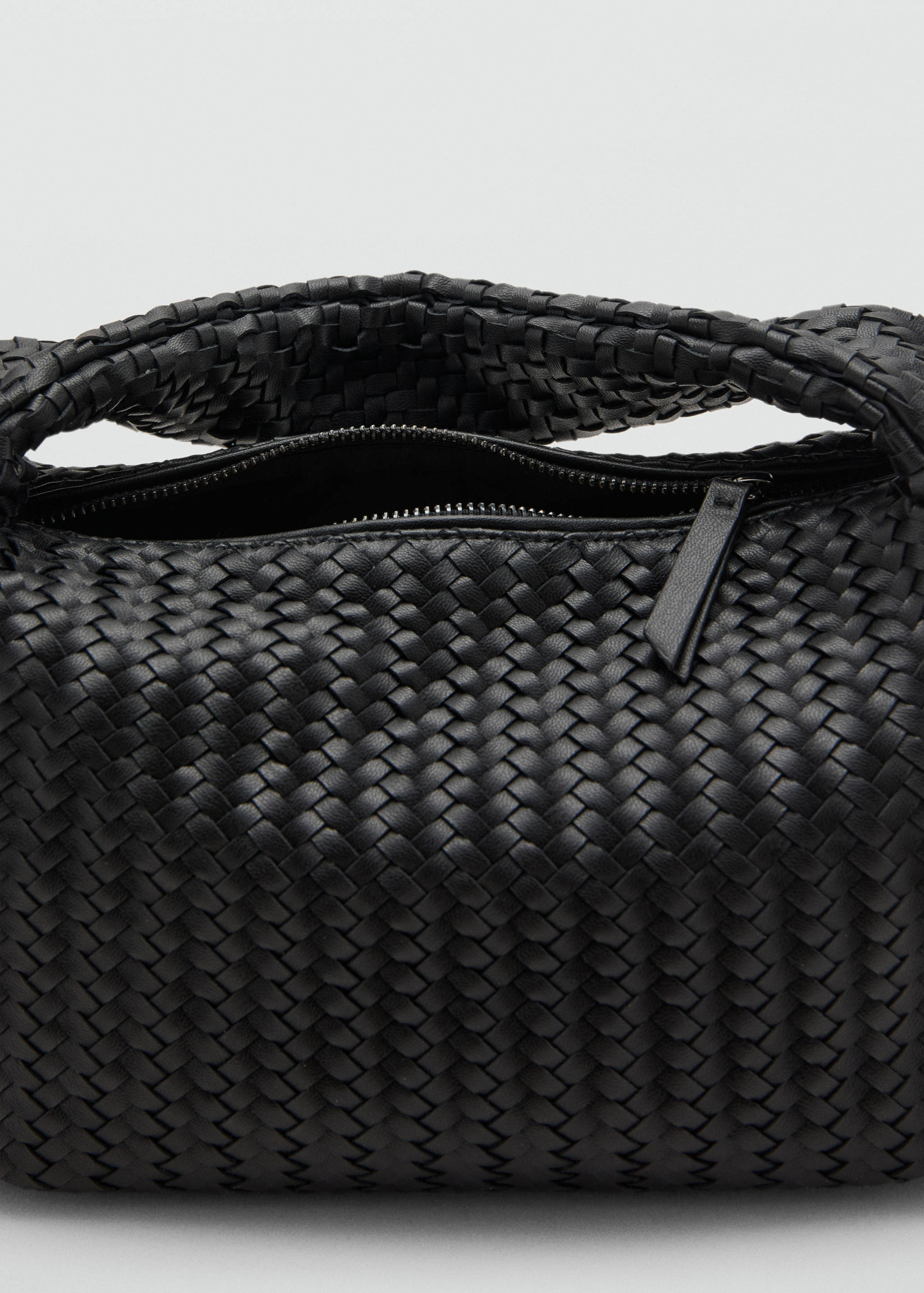 Braided handbag - Details of the article 2