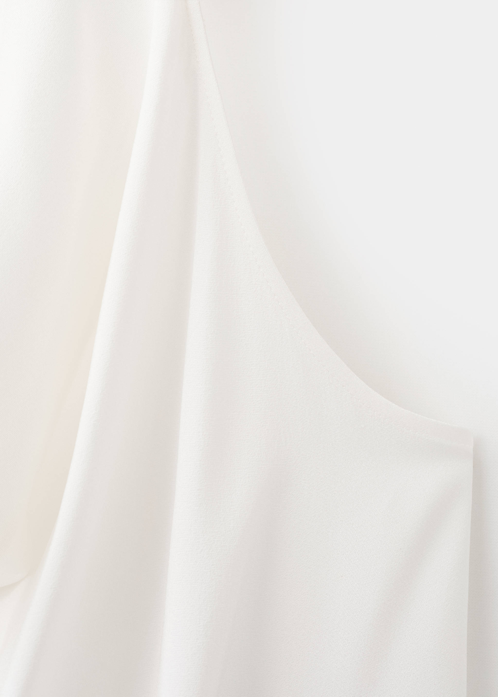 Satinerad blus draperad halsringning - Detaljer om artikeln 8