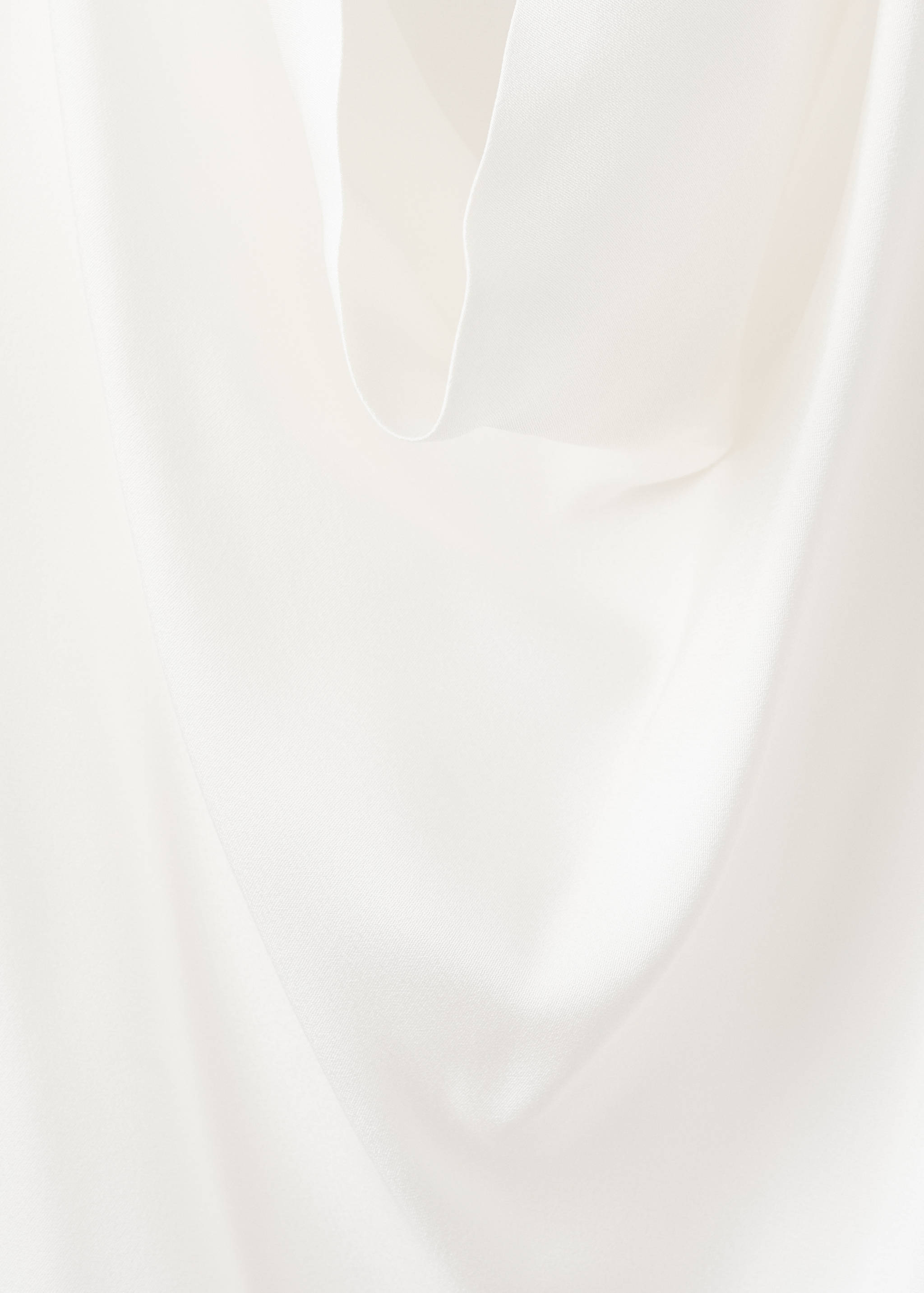 Satinerad blus draperad halsringning - Detaljer om artikeln 0