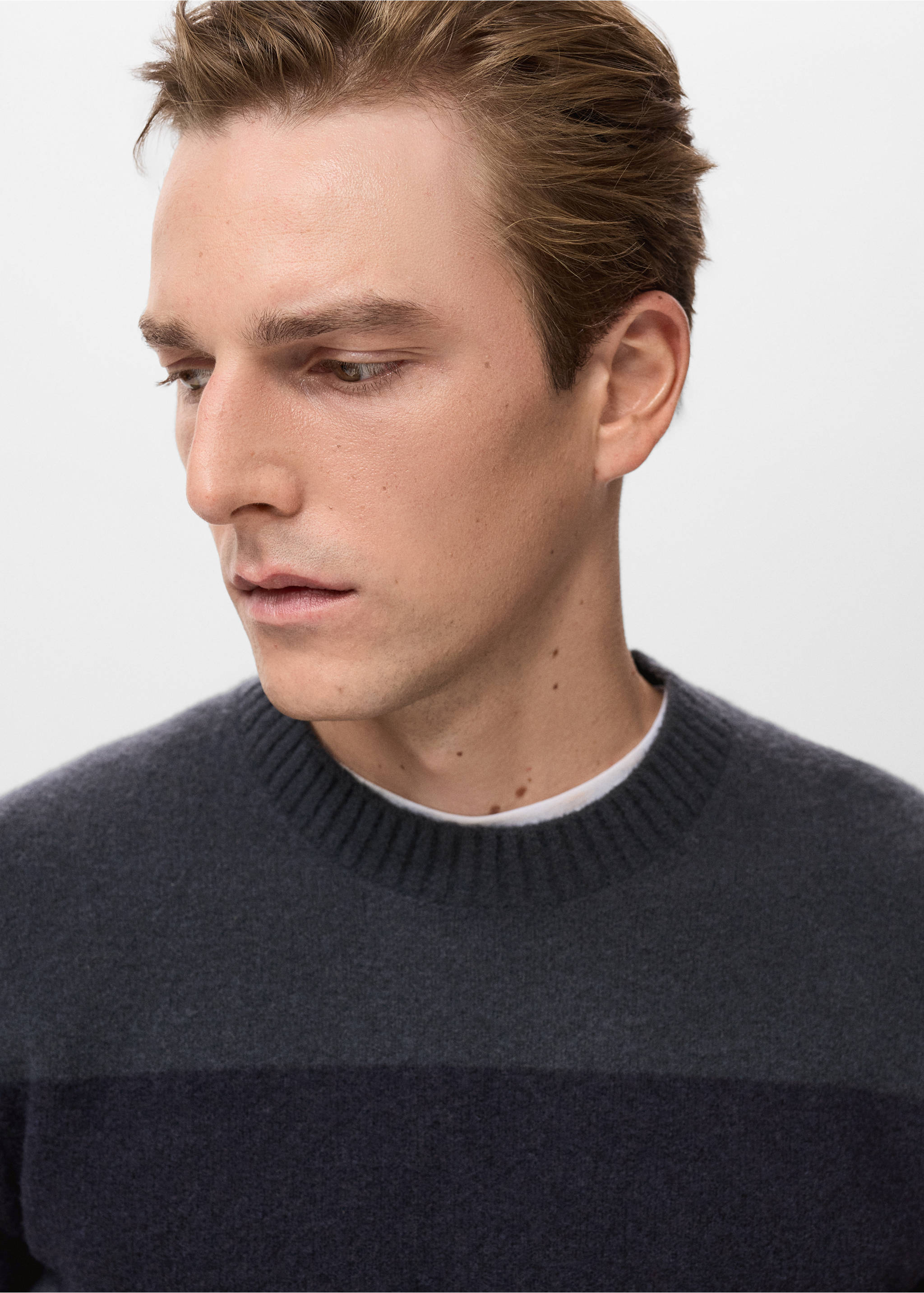 Close-up of a dark grey knitted jersey with a ribbed crew neck and horizontal stripes., Indigo Blue. Ref: 17057896-00.