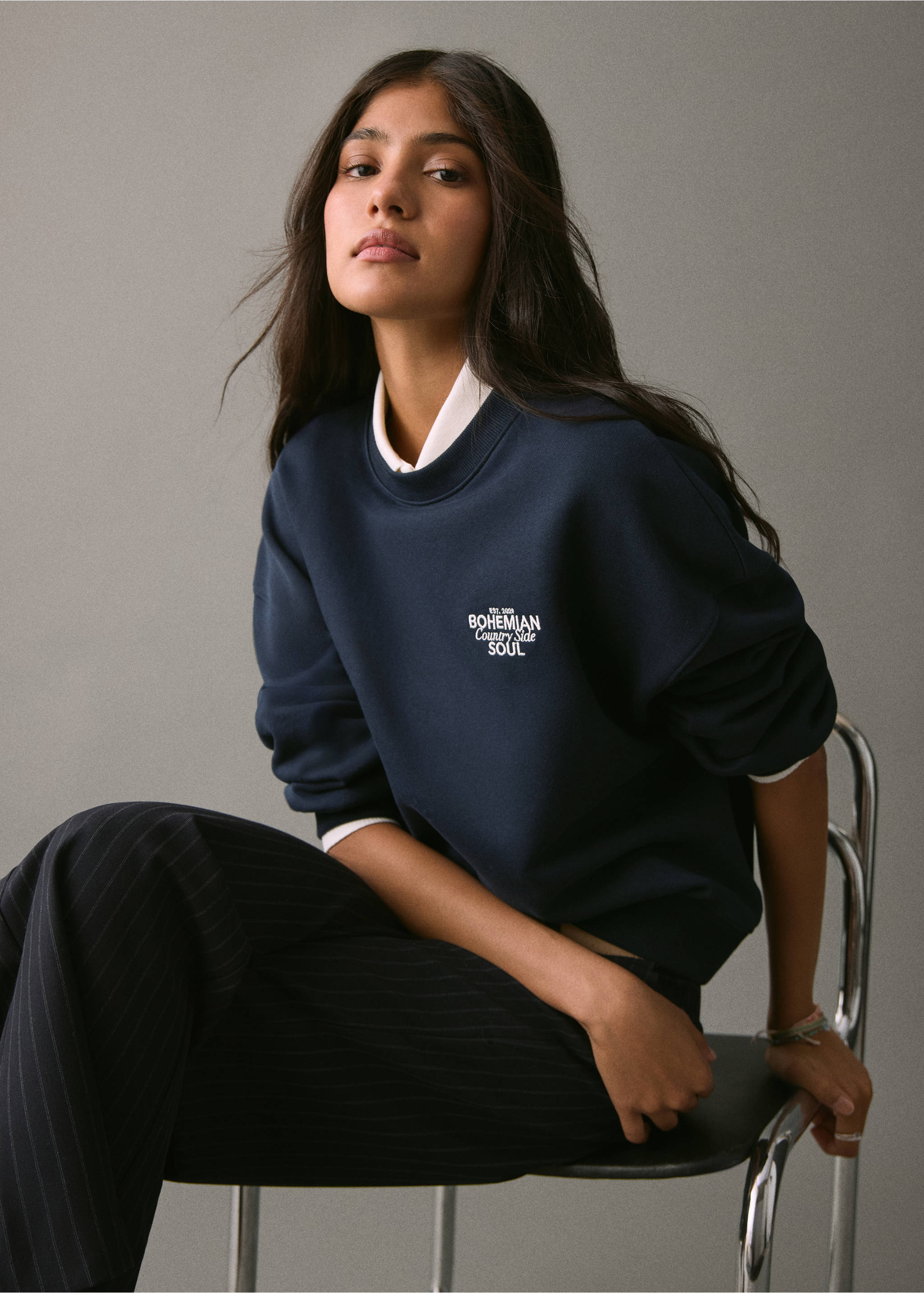 Printed embroidered sweatshirt - Details of the article 3, Navy. Ref: 17058268-00.