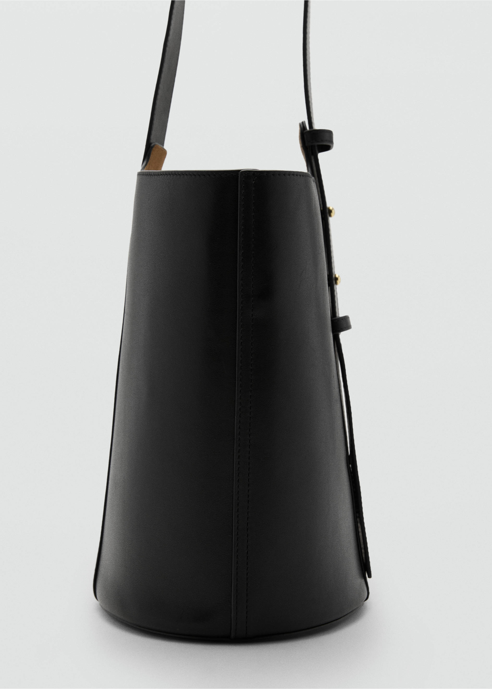 Leather bucket bag - Details of the article 3, Black. Ref: 17058285-00.