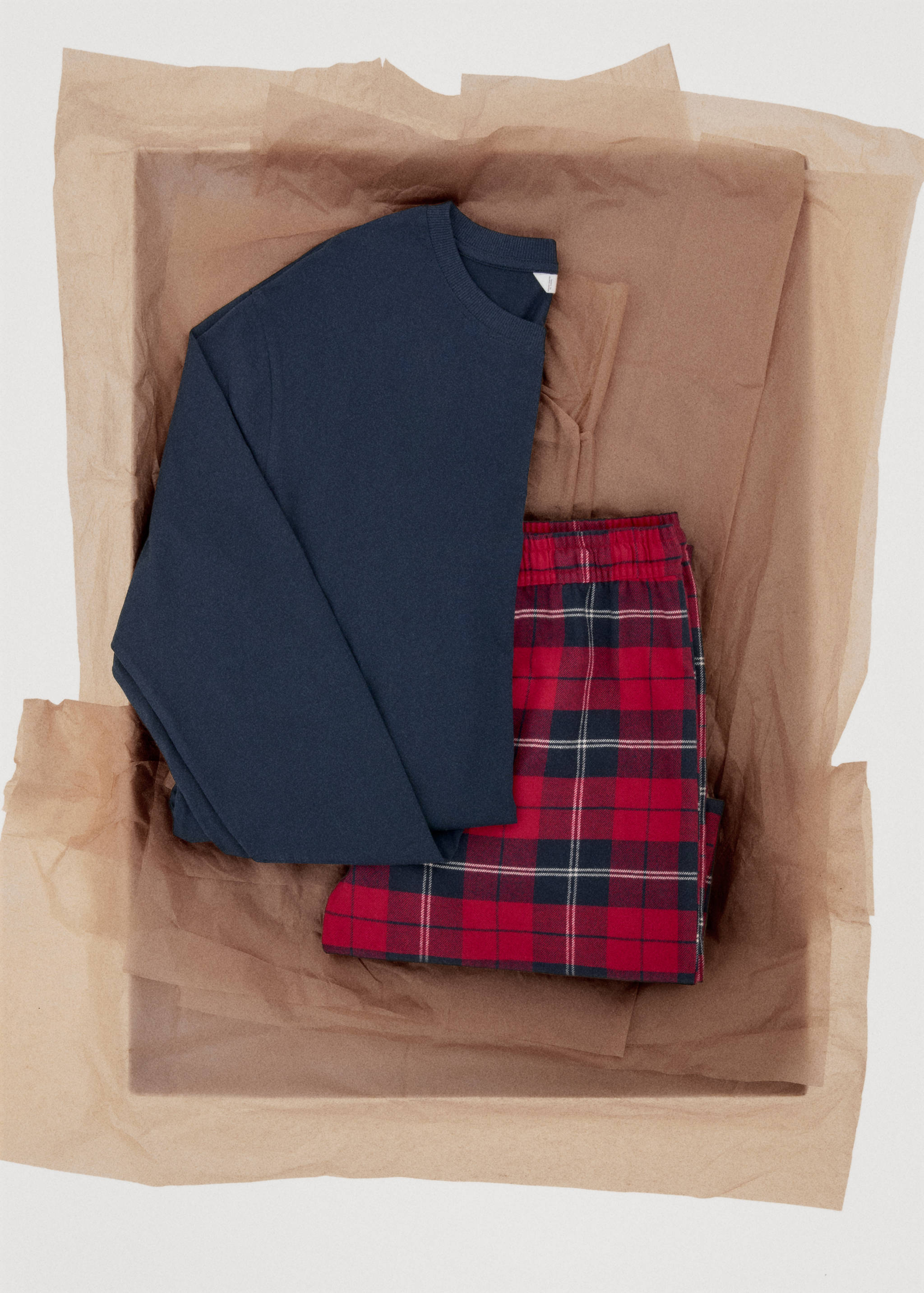 Pyjama long à carreaux - Détail de l'article 7