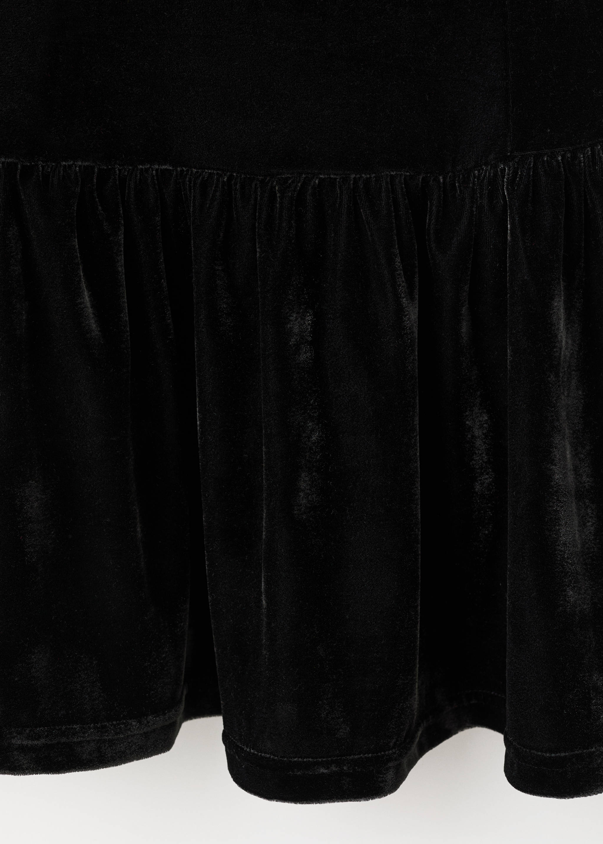 Tailliertes Samtkleid - Detail des Artikels 0