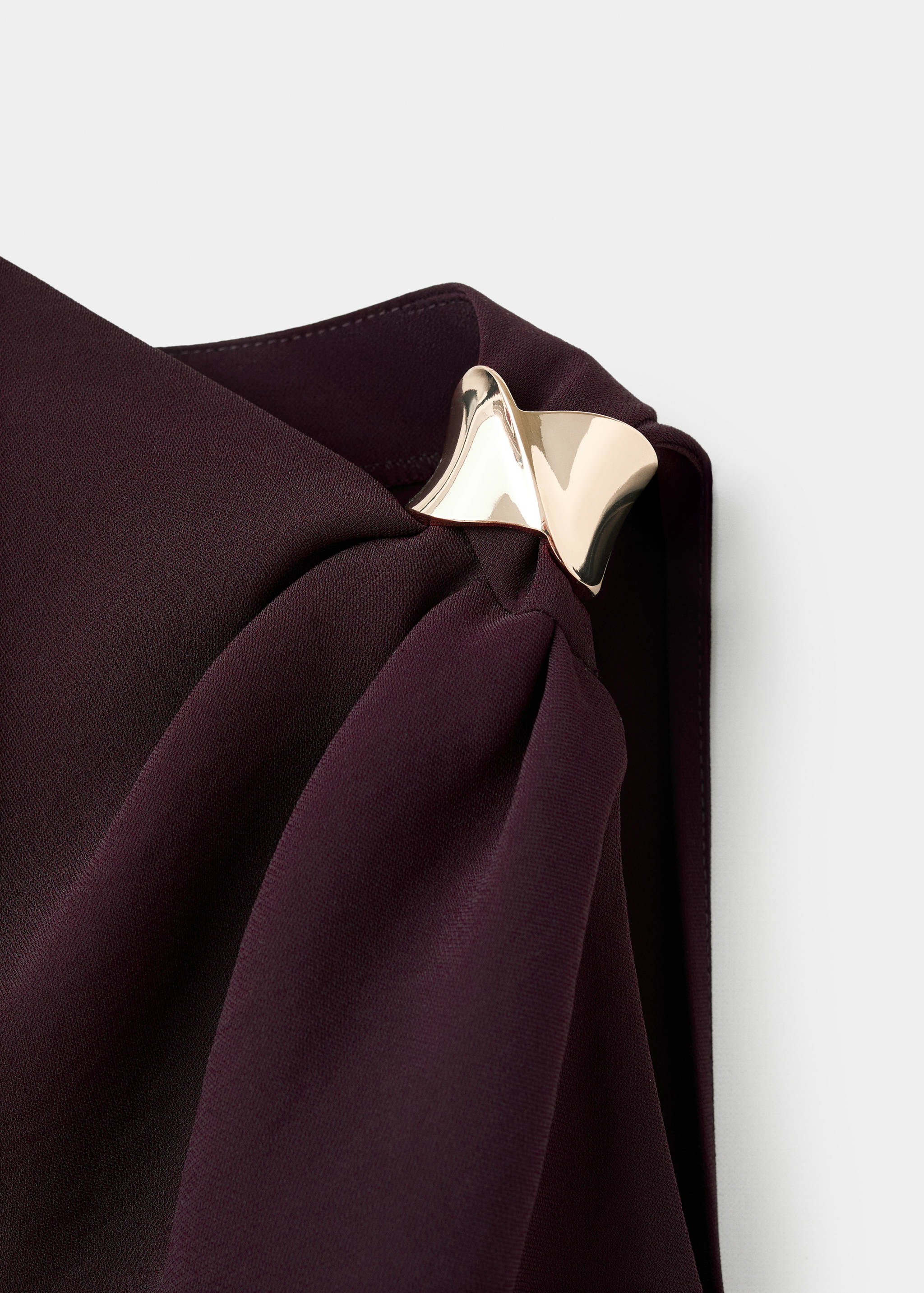 Asymmetrische Bluse mit Metalldetail - Detail des Artikels 8