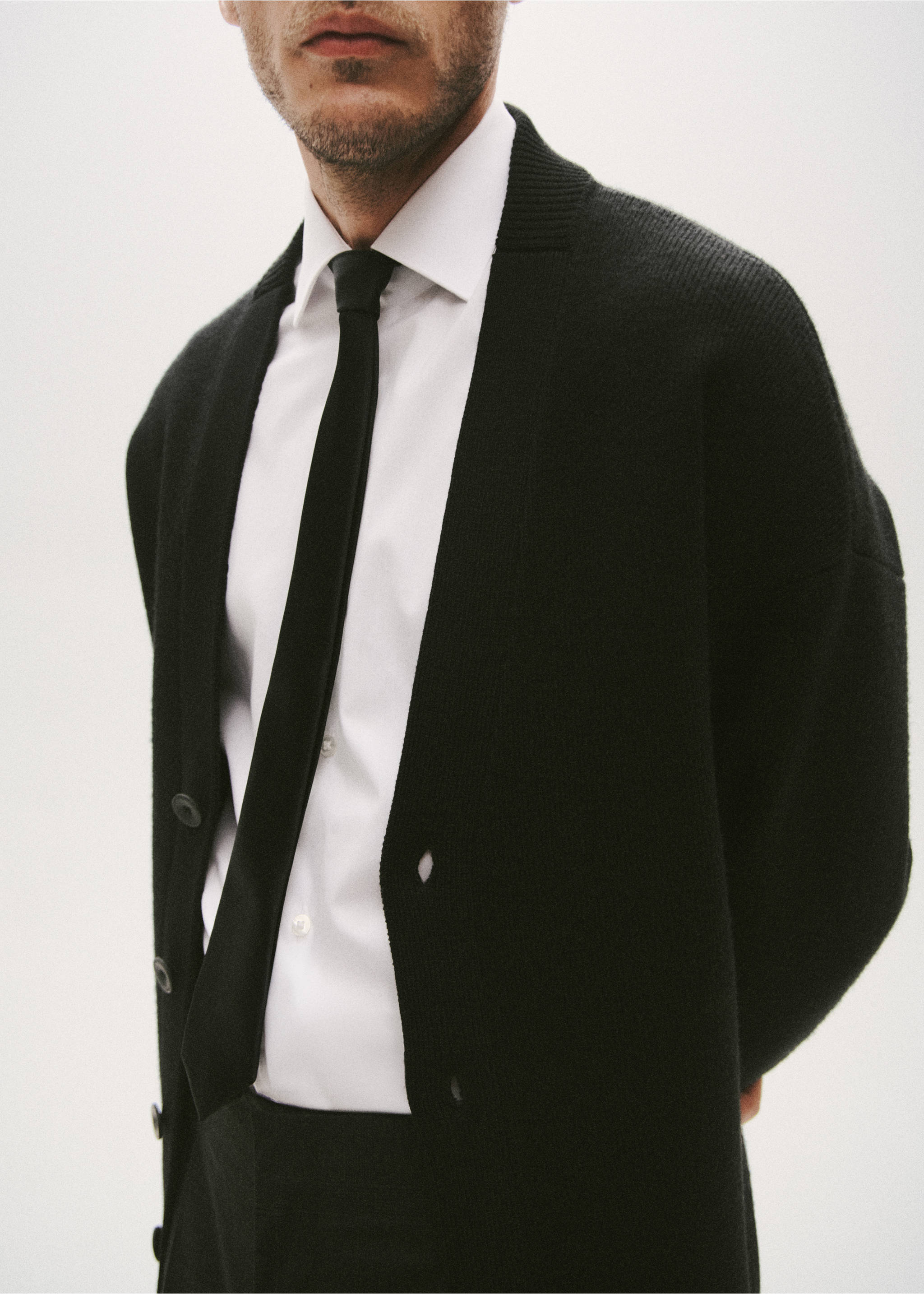 Gebreid relaxed-fit vest - Detail van het artikel 3, Zwart. Ref: 17059207-00.