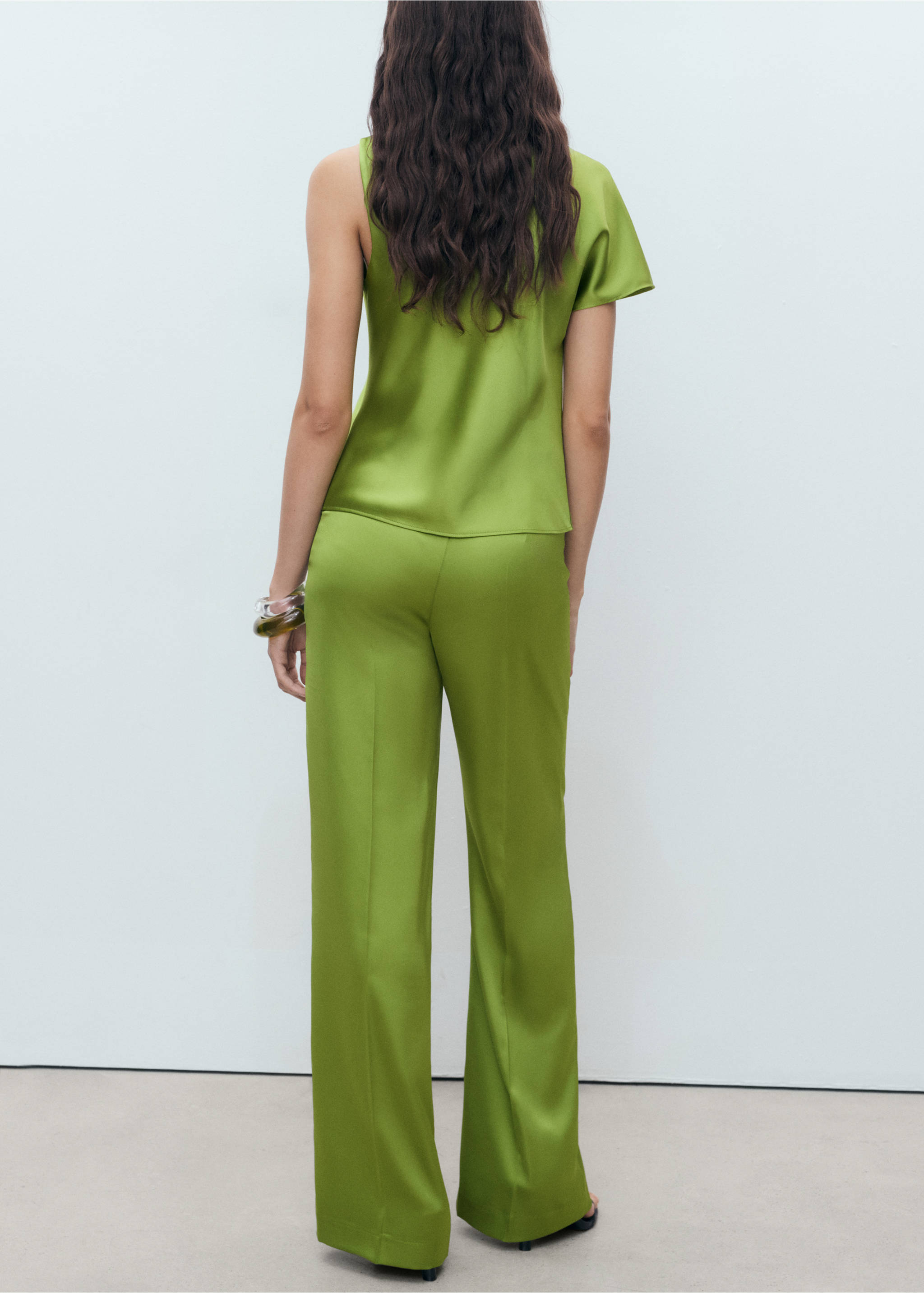 Satin straight-fit trousers - Reverse of the article, Green. Ref: 17061125-00.