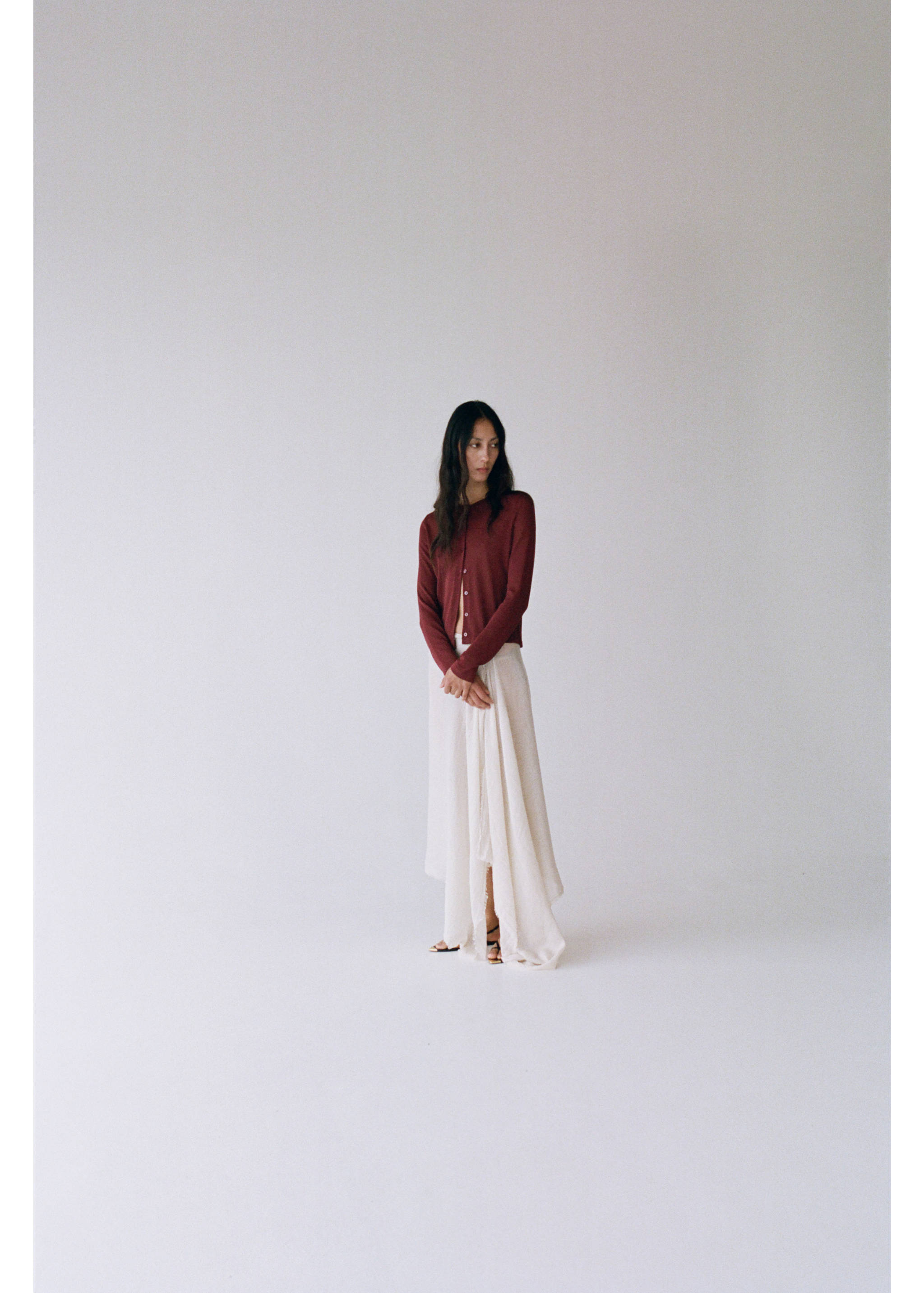 Frayed edge scarf - Details of the article 9, Ecru. Ref: 17061128-00.