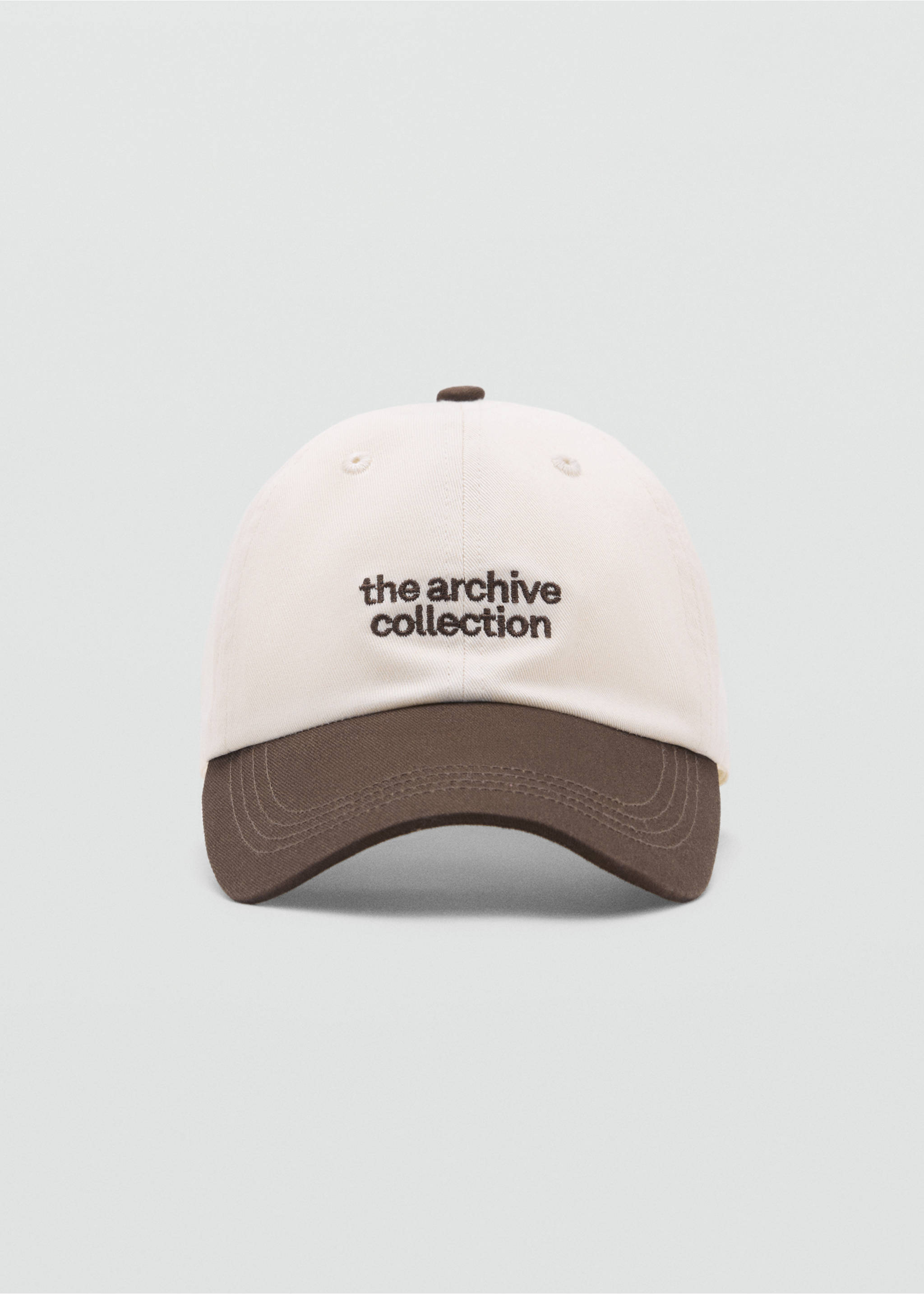 Embroidered message cap - Medium plane, Brown. Ref: 17061131-00.