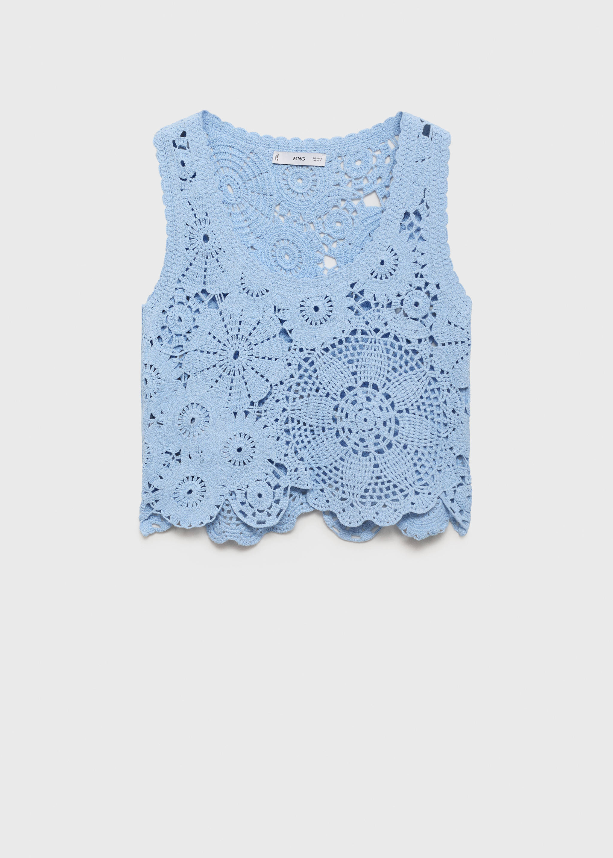 Crochet top with flowers - Article without model