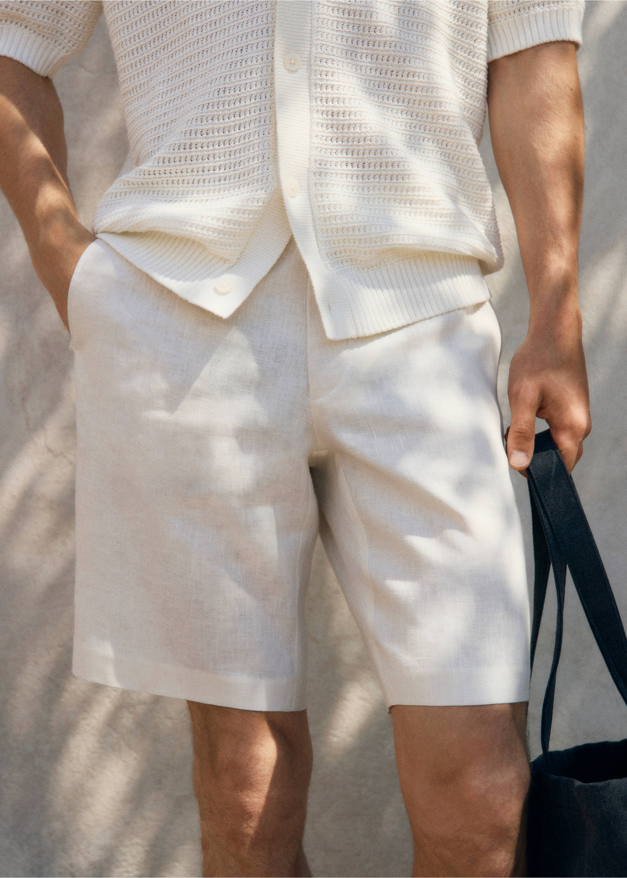 Slim-fit 100% linen bermuda shorts - Details of the article 3, Off White. Ref: 17061142-00.
