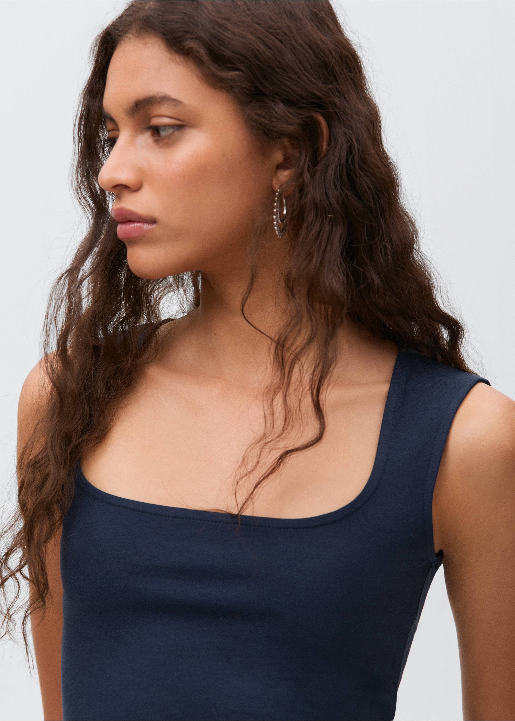Knitted top with wide straps - Details of the article 1, Navy. Ref: 17061145-00.