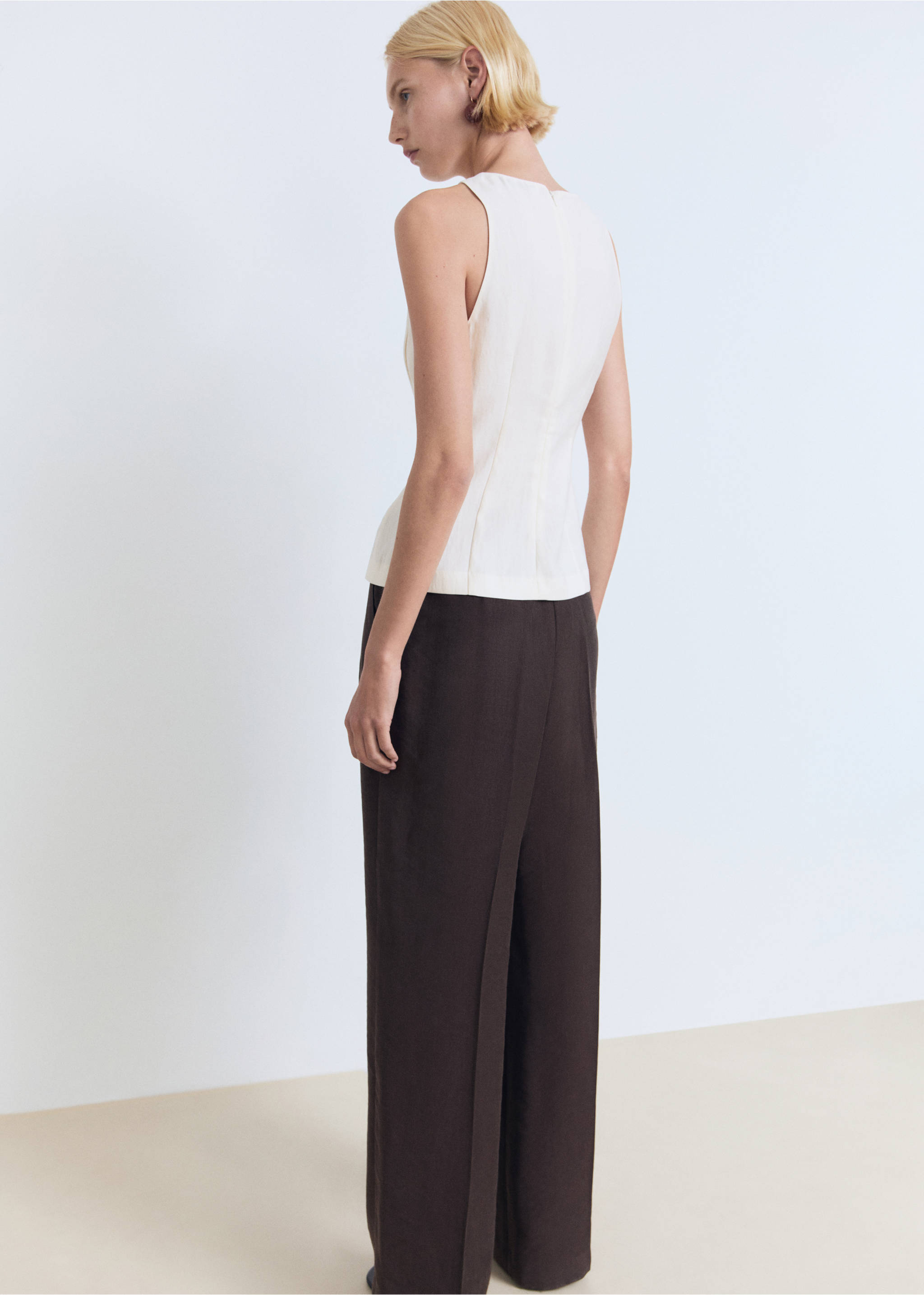 Fitted halter-neck blouse - Reverse of the article, Off White. Ref: 17061151-00.