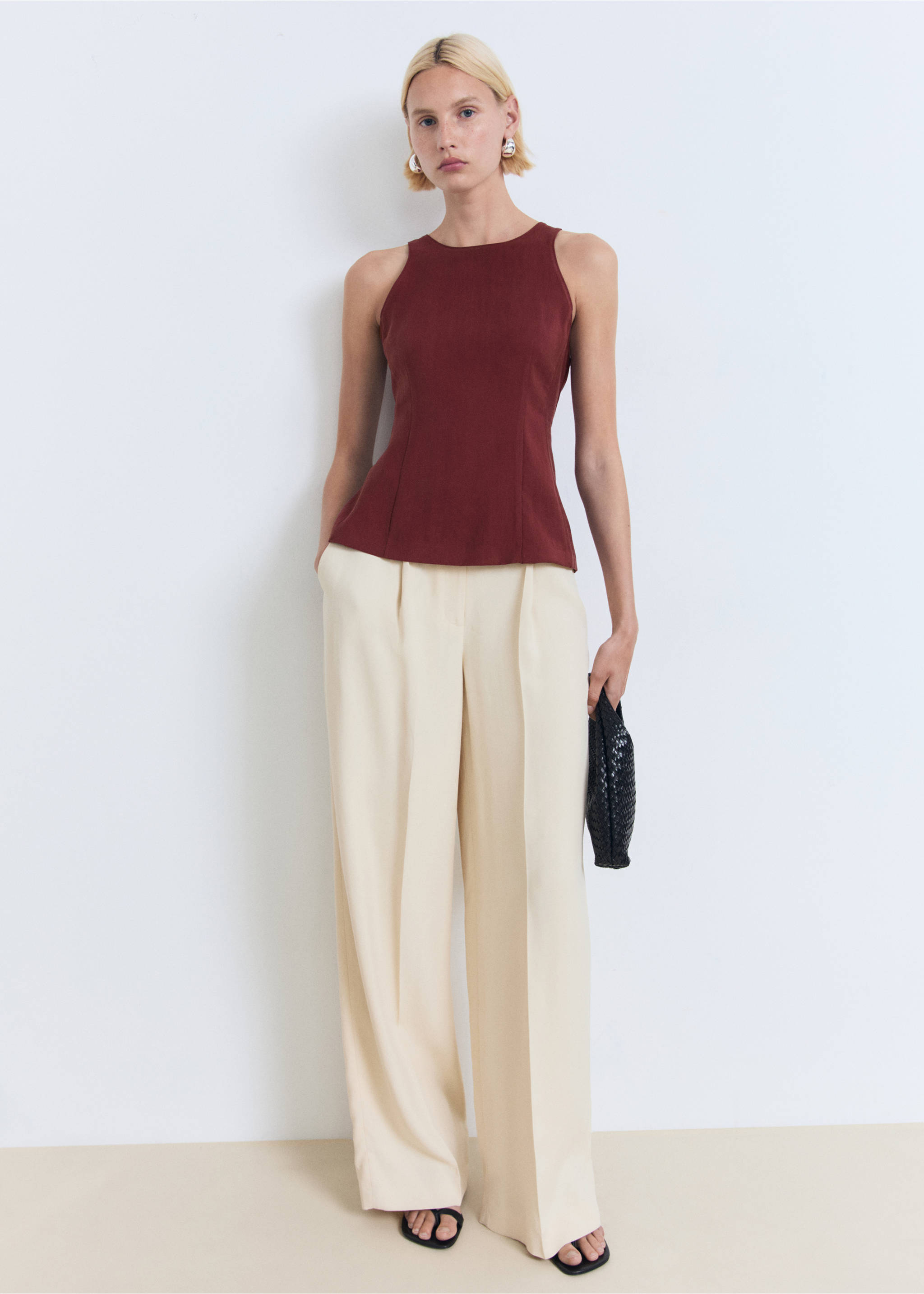 Fitted halter-neck blouse - General plane, Maroon. Ref: 17061151-00.