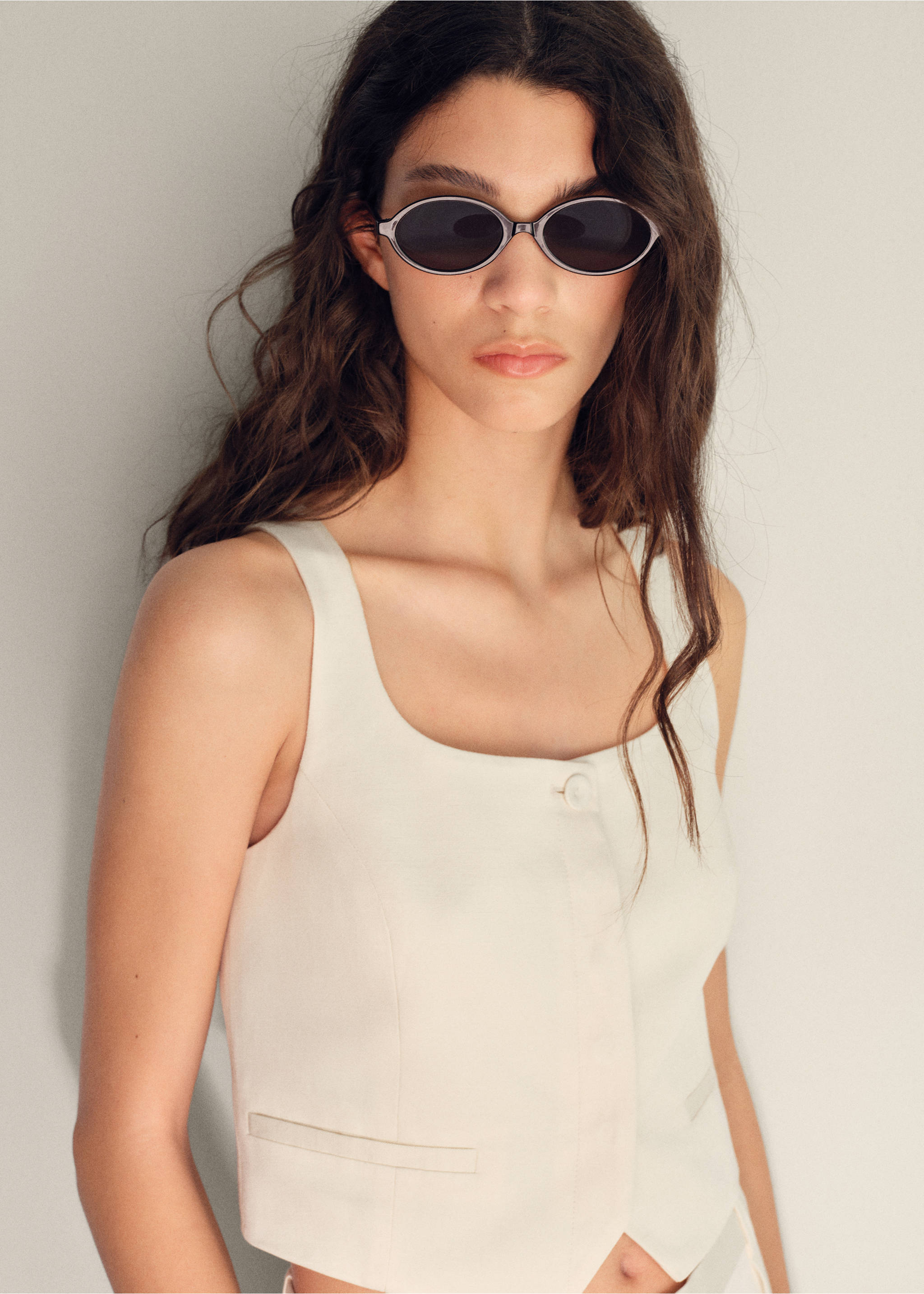 Linen-blend suit waistcoat - Details of the article 1, White. Ref: 17061153-00.