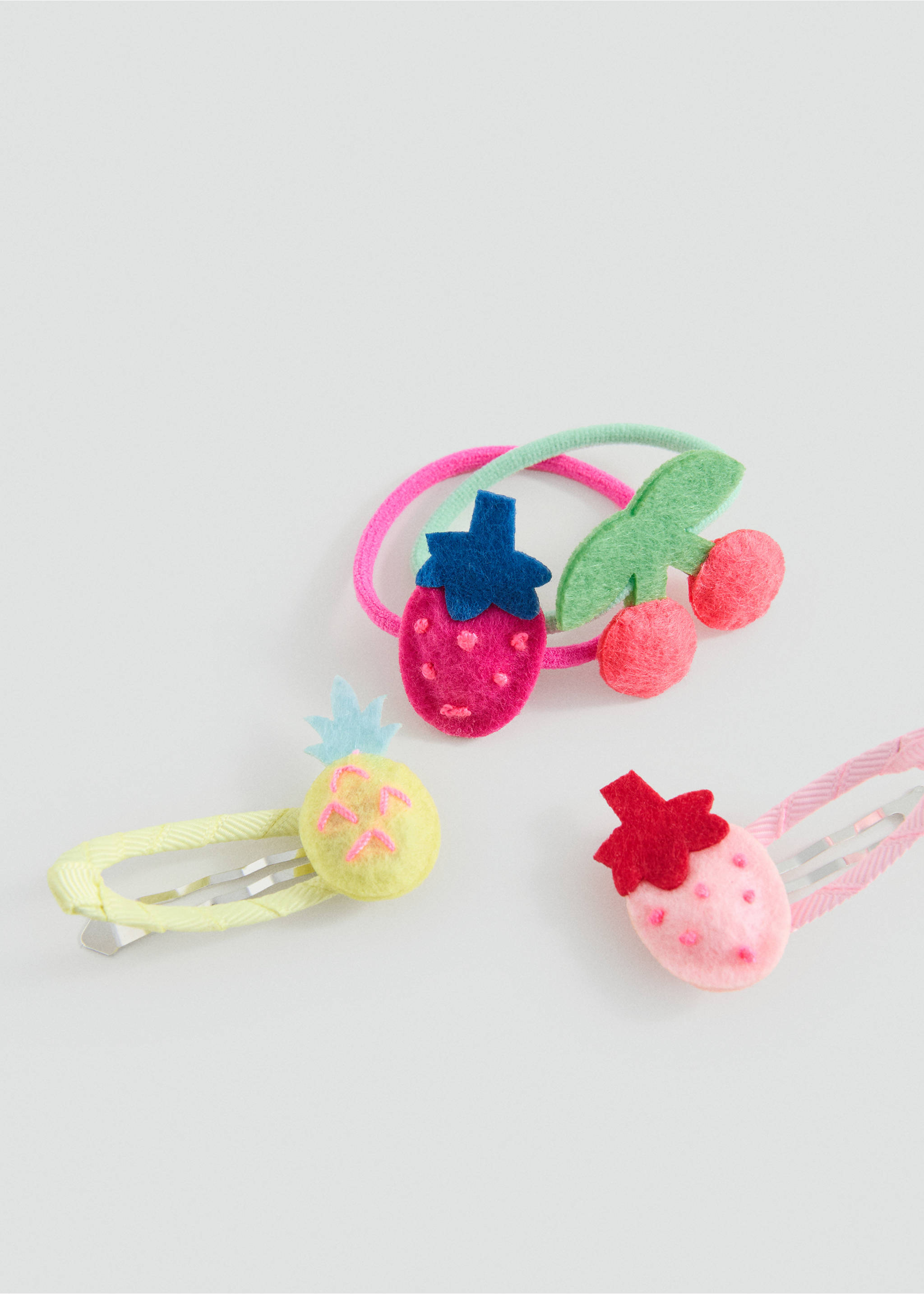 Pack mit Haarklammern  und Haargummis - Mittlere Ansicht, Rosa. Ref: 17061159-00.