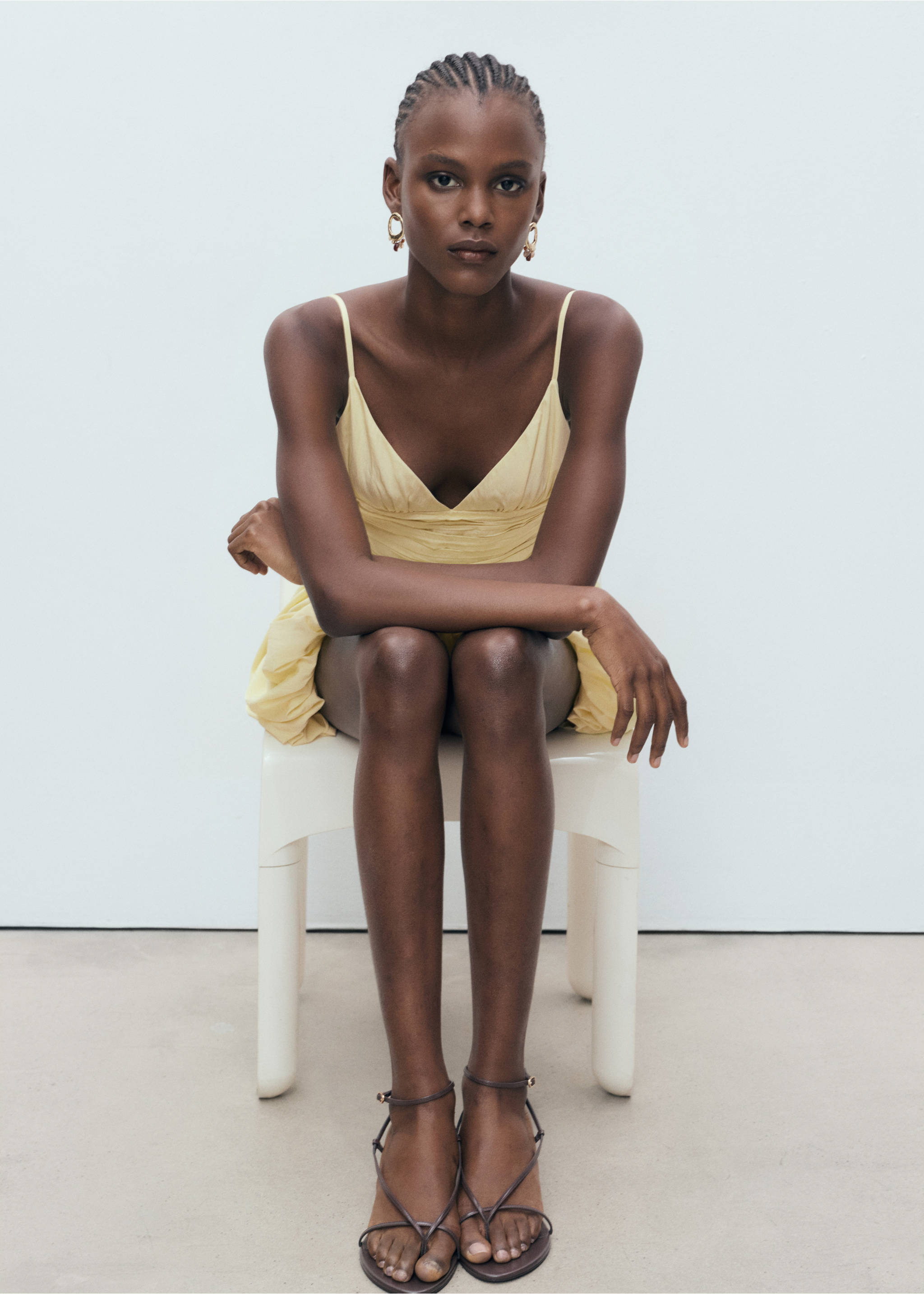 Gathered balloon dress - Details of the article 2, Pastel Yellow. Ref: 17061162-00.