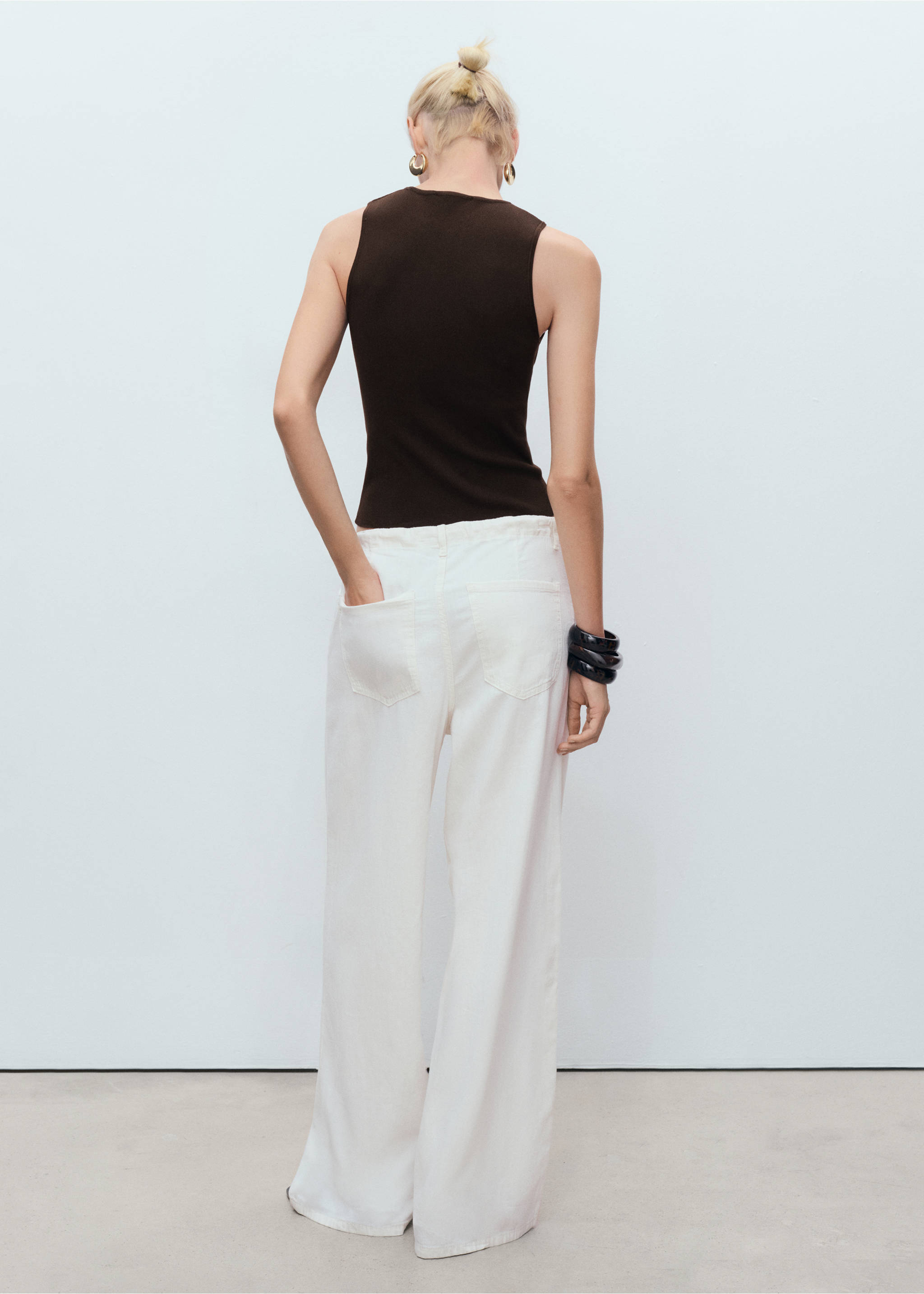 Fine-knit top - Reverse of the article, Chocolate. Ref: 17061177-00.