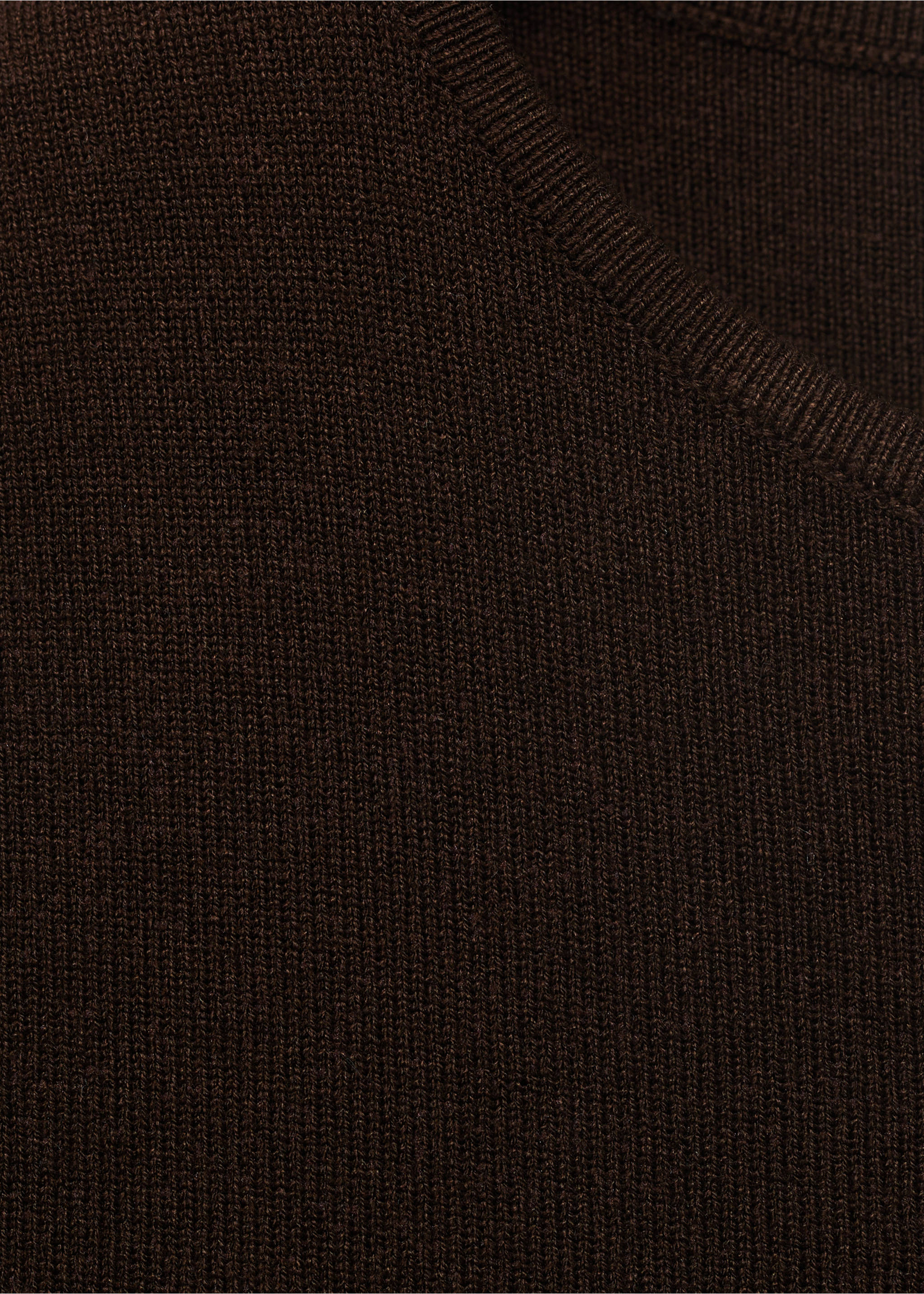 Fine-knit top - Details of the article 8, Chocolate. Ref: 17061177-00.