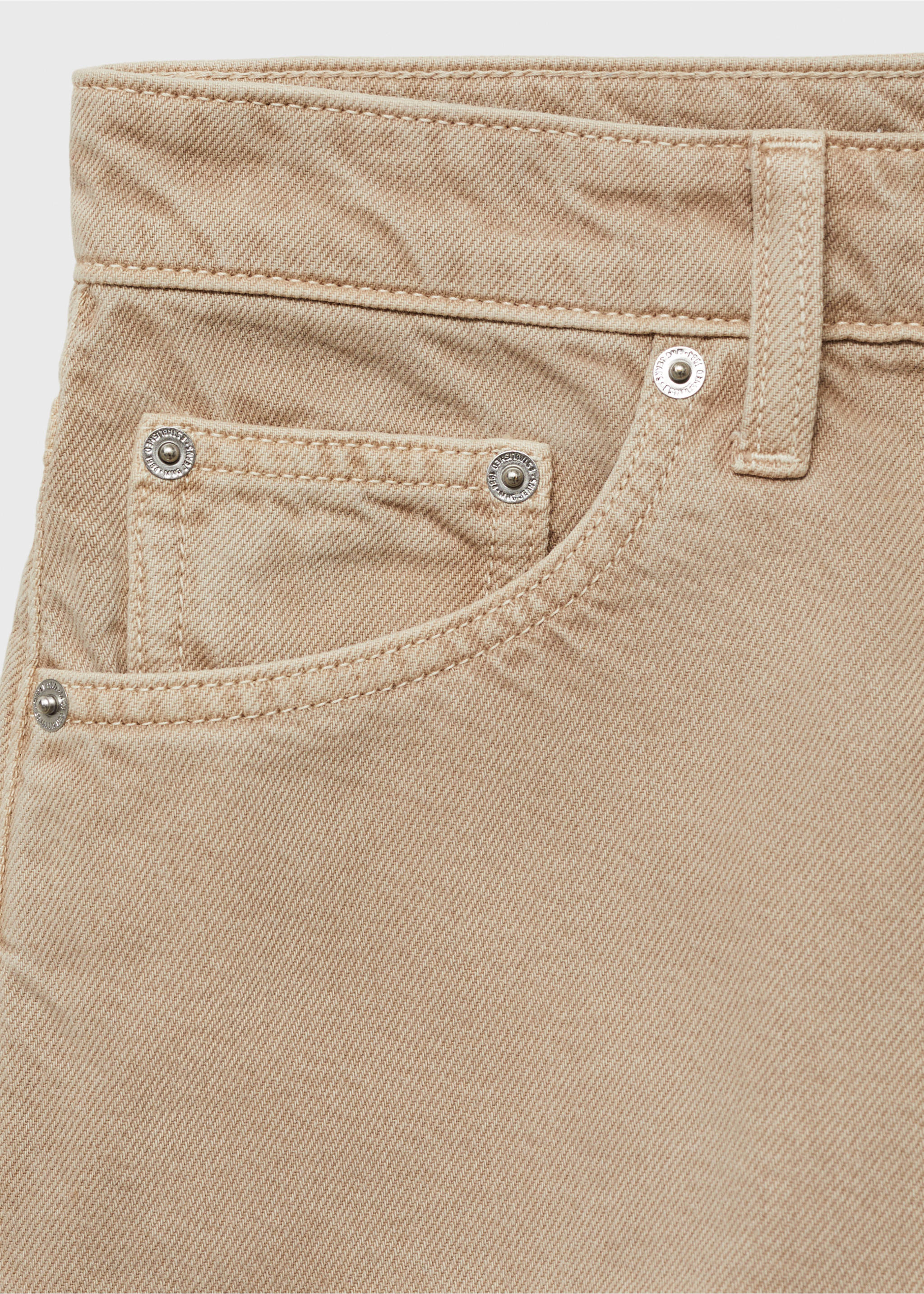 Short en jean bas effiloché - Détail de l'article 0, Sable. Ref: 17061181-00.